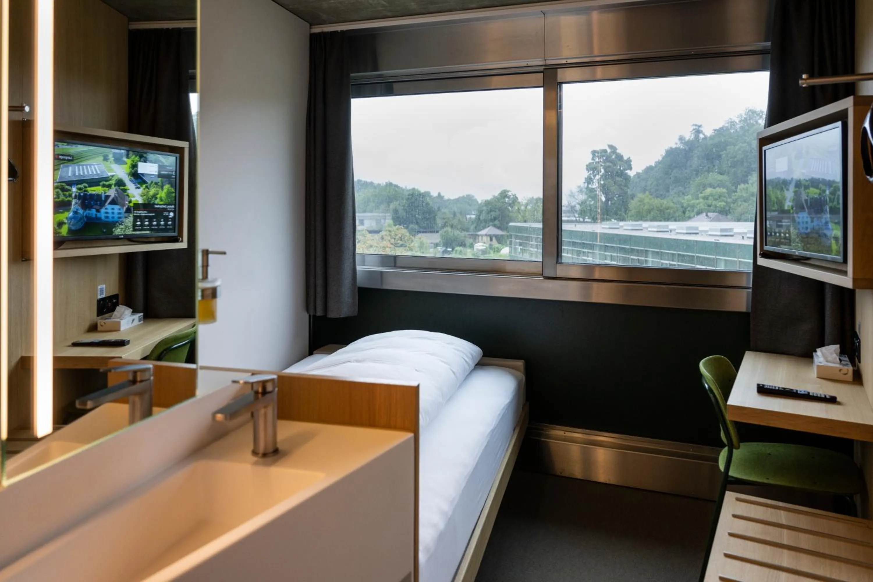 Bed in Centre Loewenberg