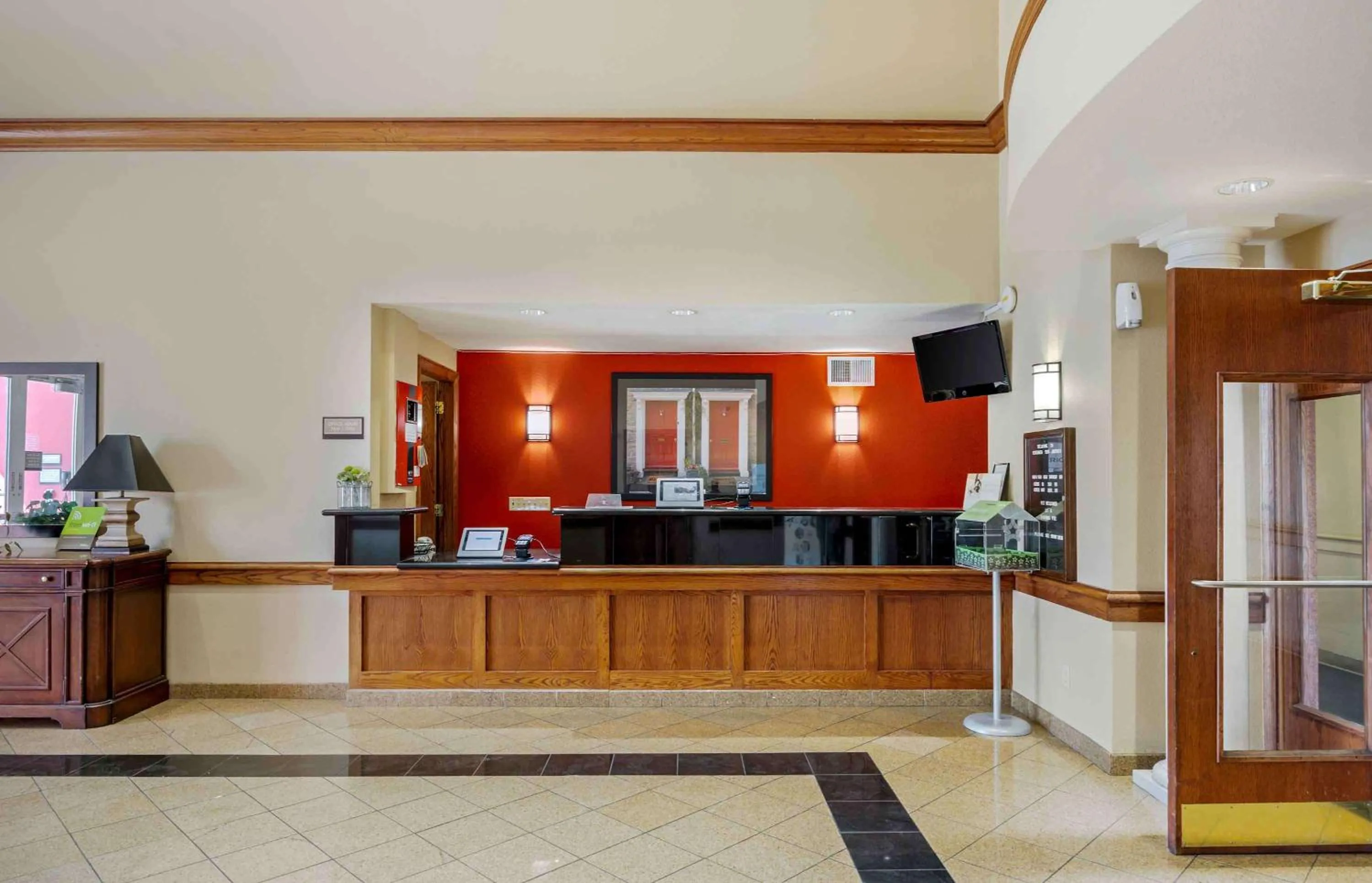 Lobby or reception in MainStay Suites Las Vegas Flamingo