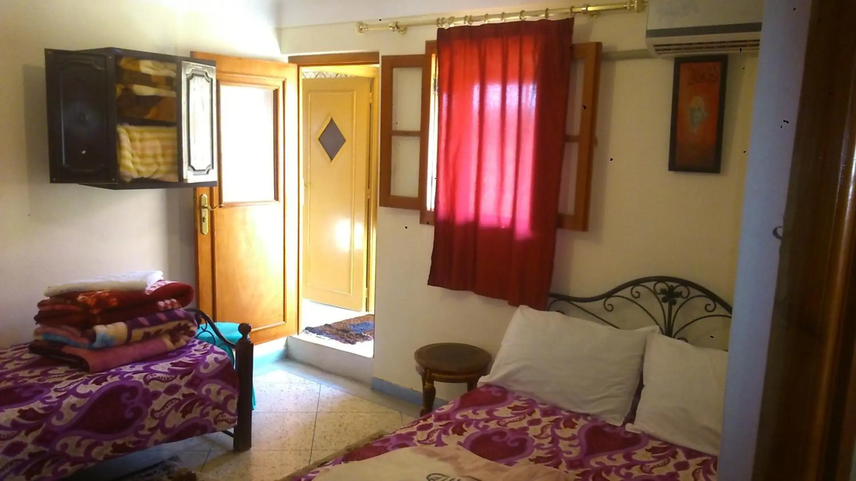 Triple Room with Private Bathroom in Hotel Imilchil Triple Room with Private Bathroom in Hotel Imilchil