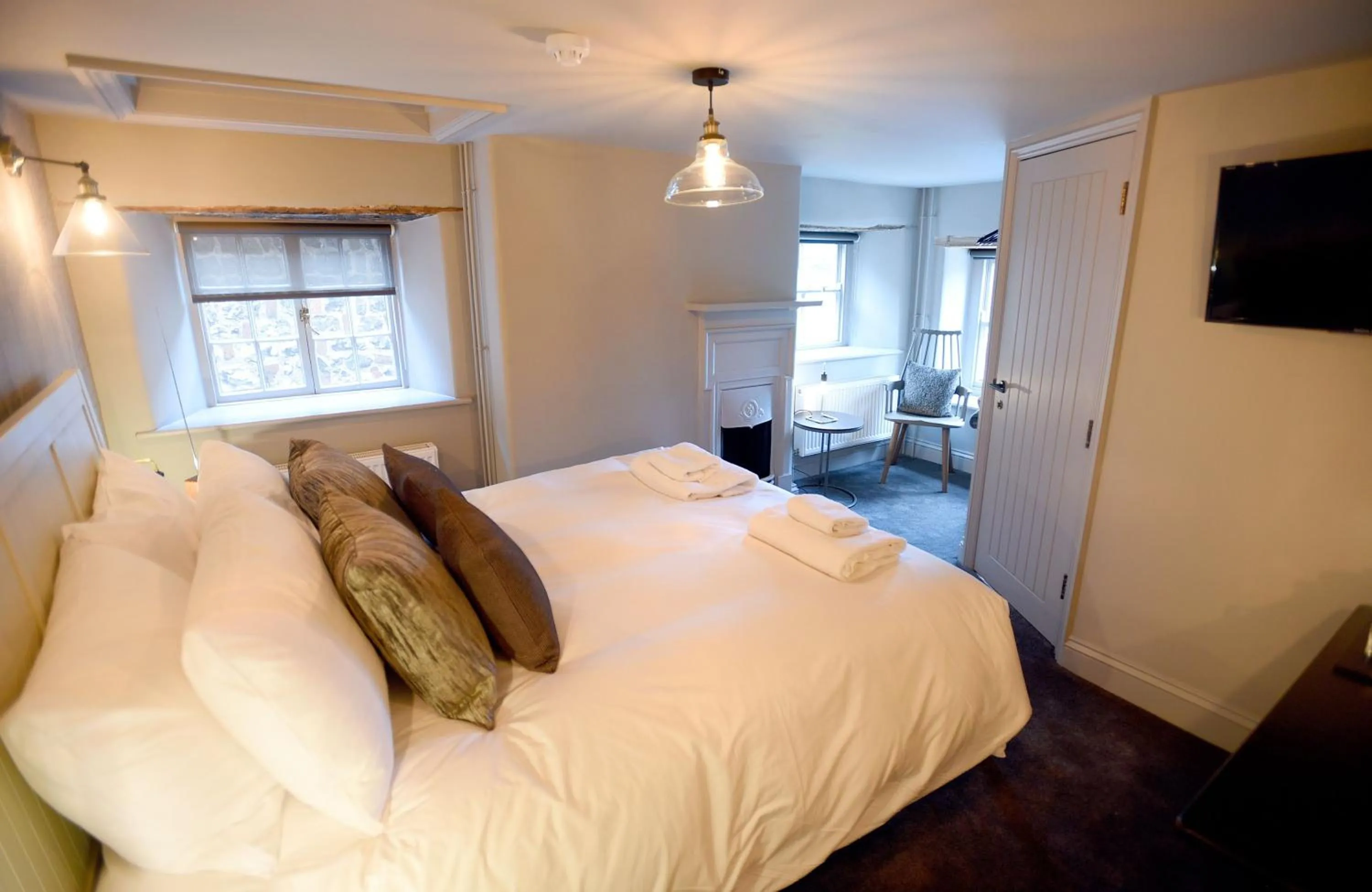 Bed in The Chequers Inn, Thornham