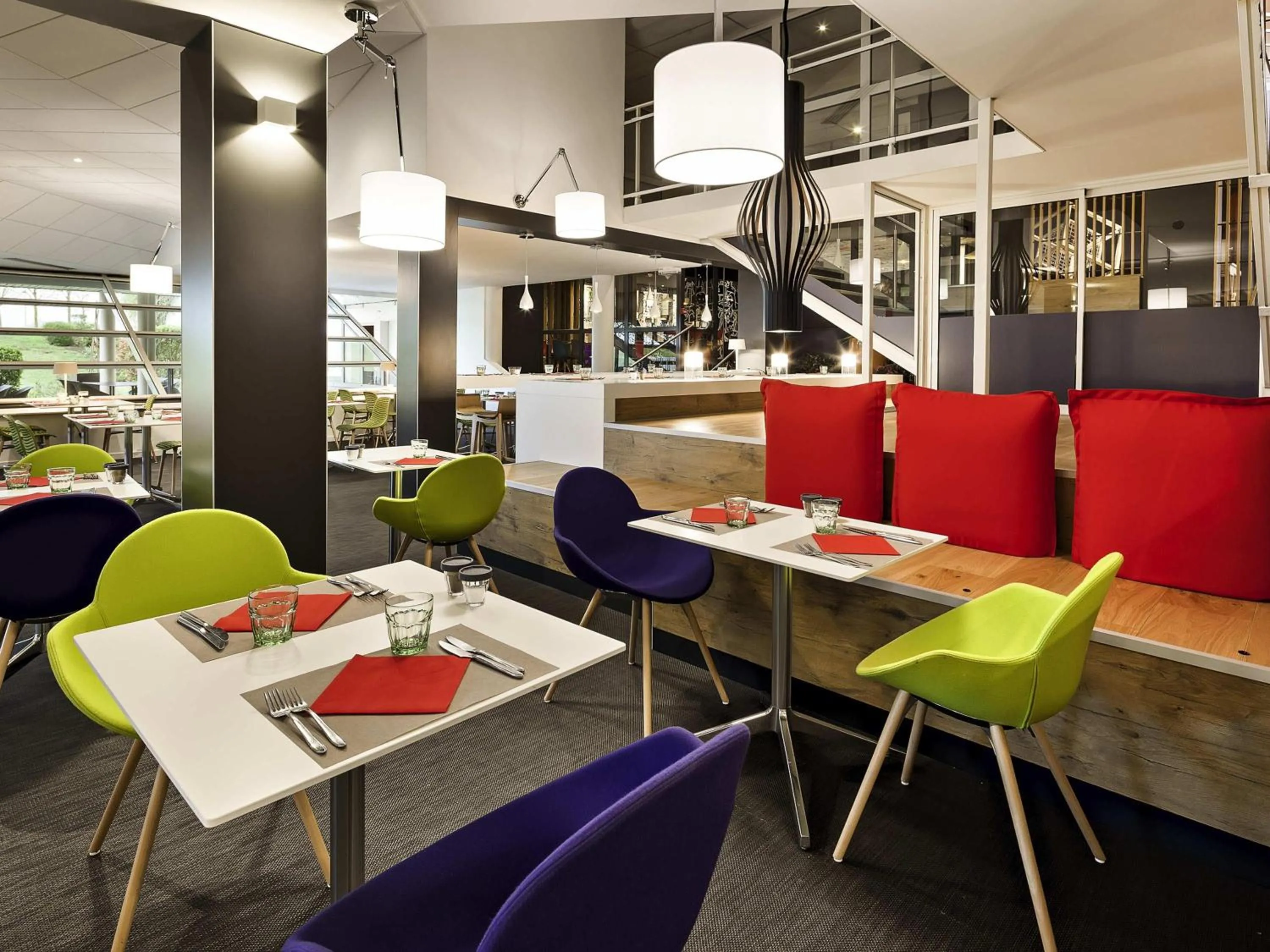 Restaurant/places to eat in ibis Poitiers Site du Futuroscope