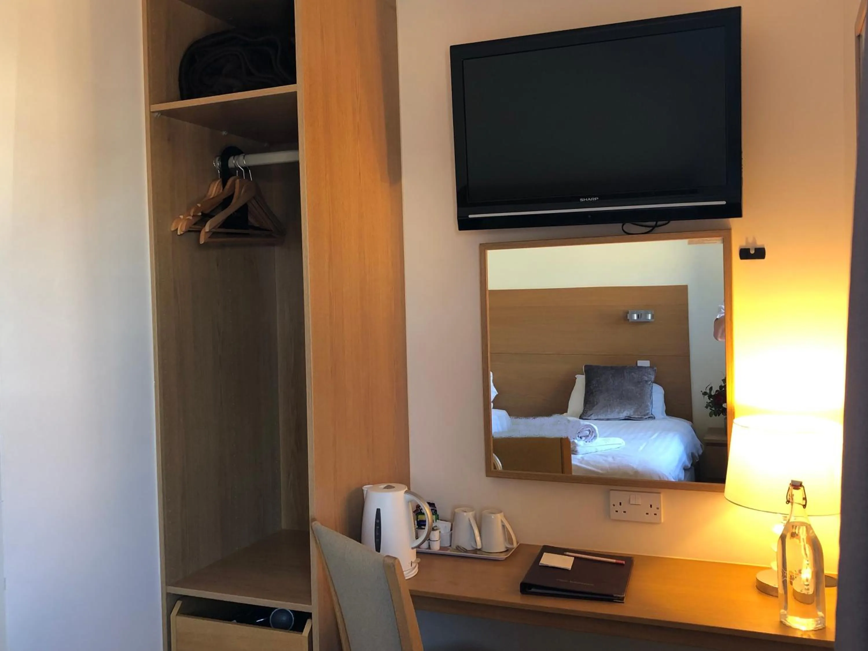 Bed in The Anchor Ely