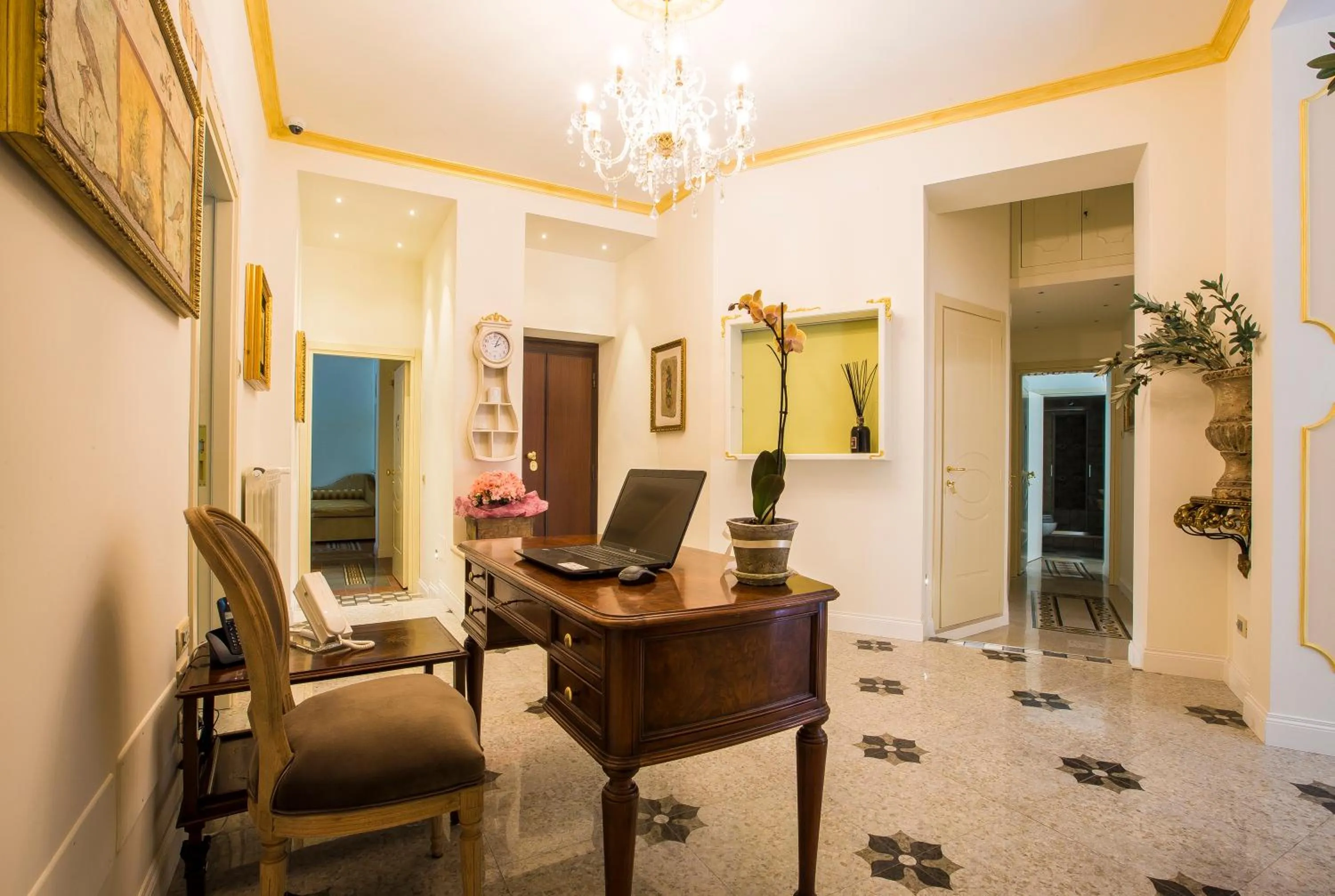 Lobby or reception in Trastevere Royal Suite