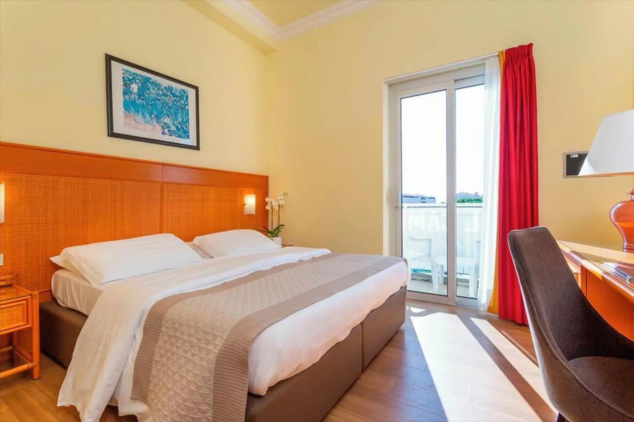 Double or Twin Room - single occupancy in Hotel Principe Palace Double or Twin Room - single occupancy in Hotel Principe Palace