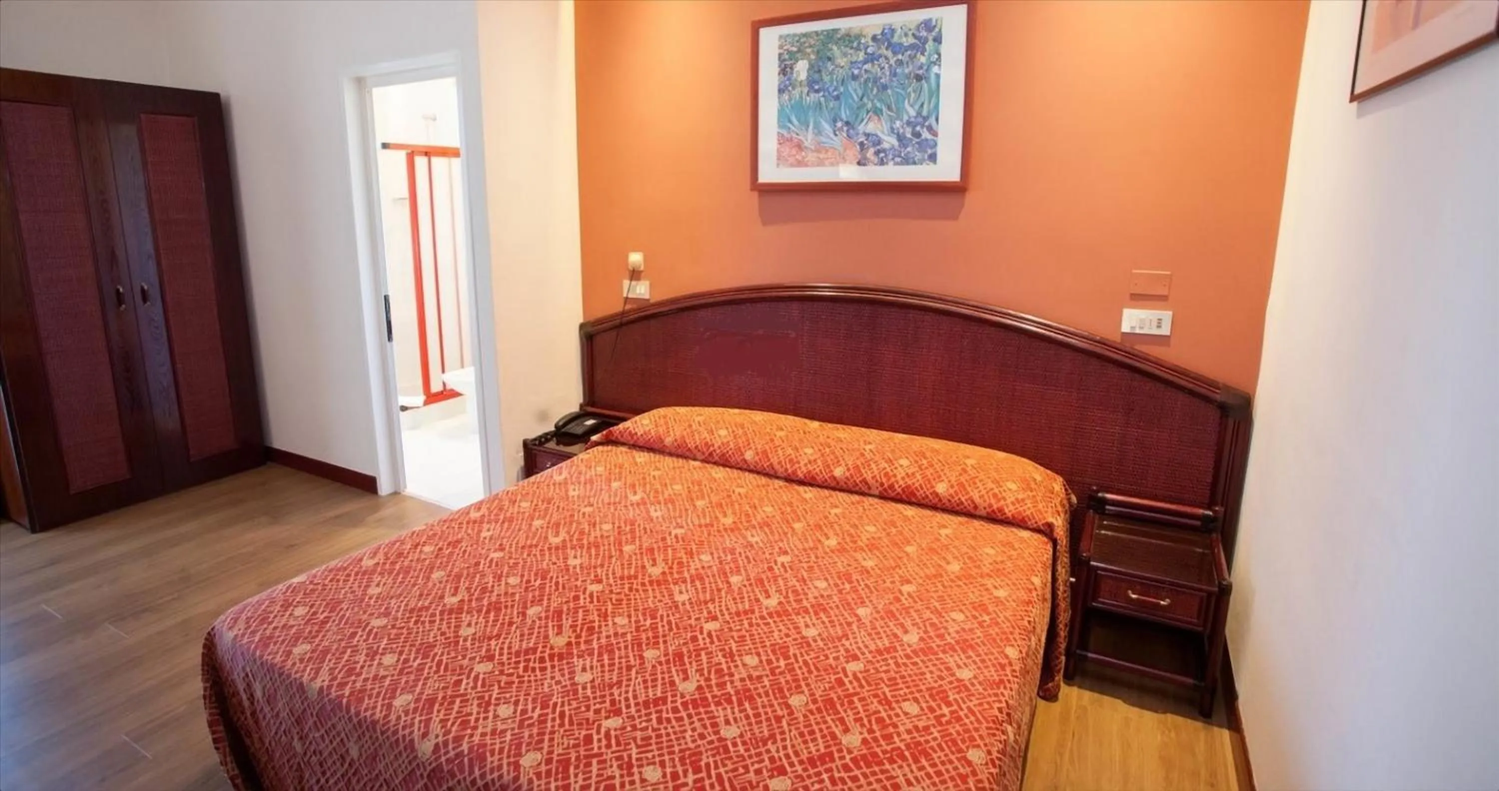 Photo of the whole room, Bed in Hotel Principe Palace