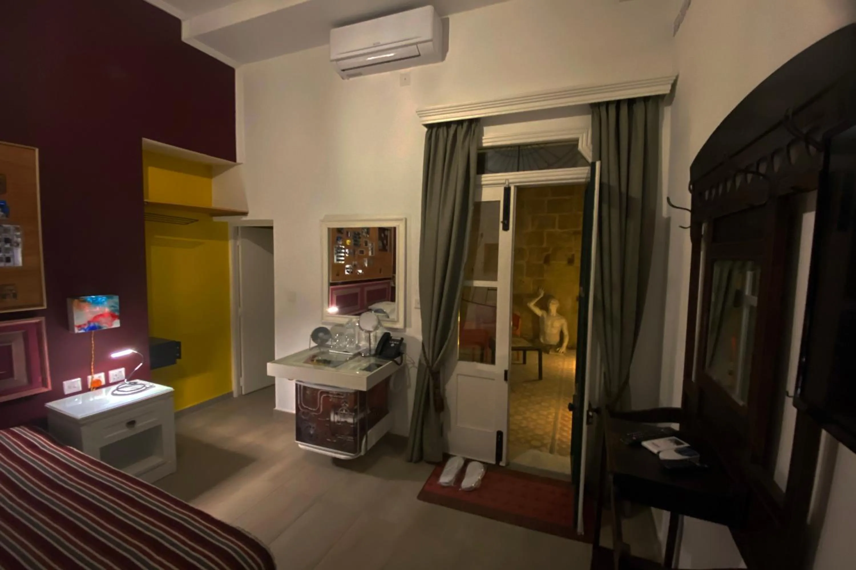 Balcony/Terrace, Bed in BOCO Boutique Hotel