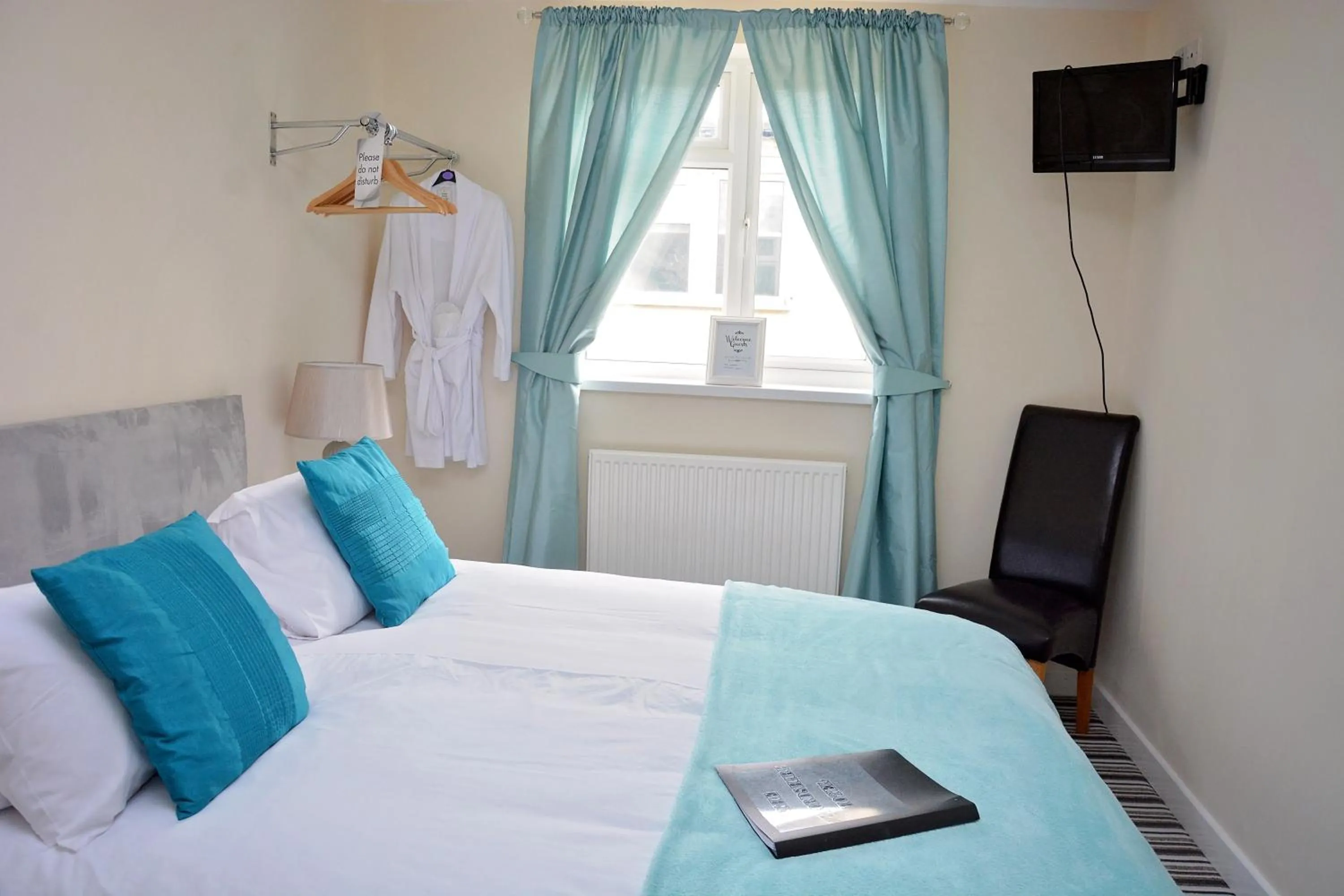 Bedroom, Bed in The Oxfordshire