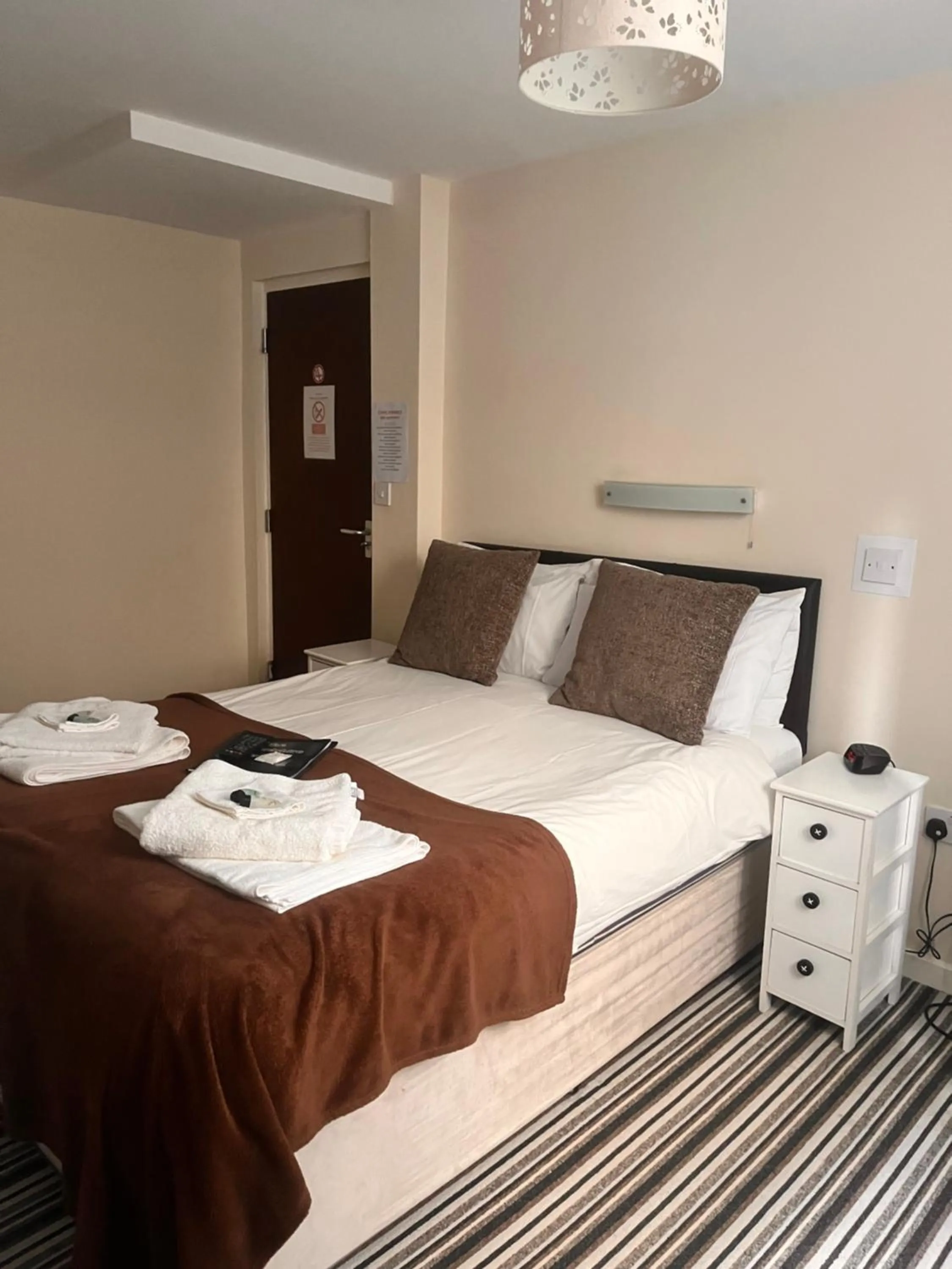 Bedroom, Bed in The Oxfordshire