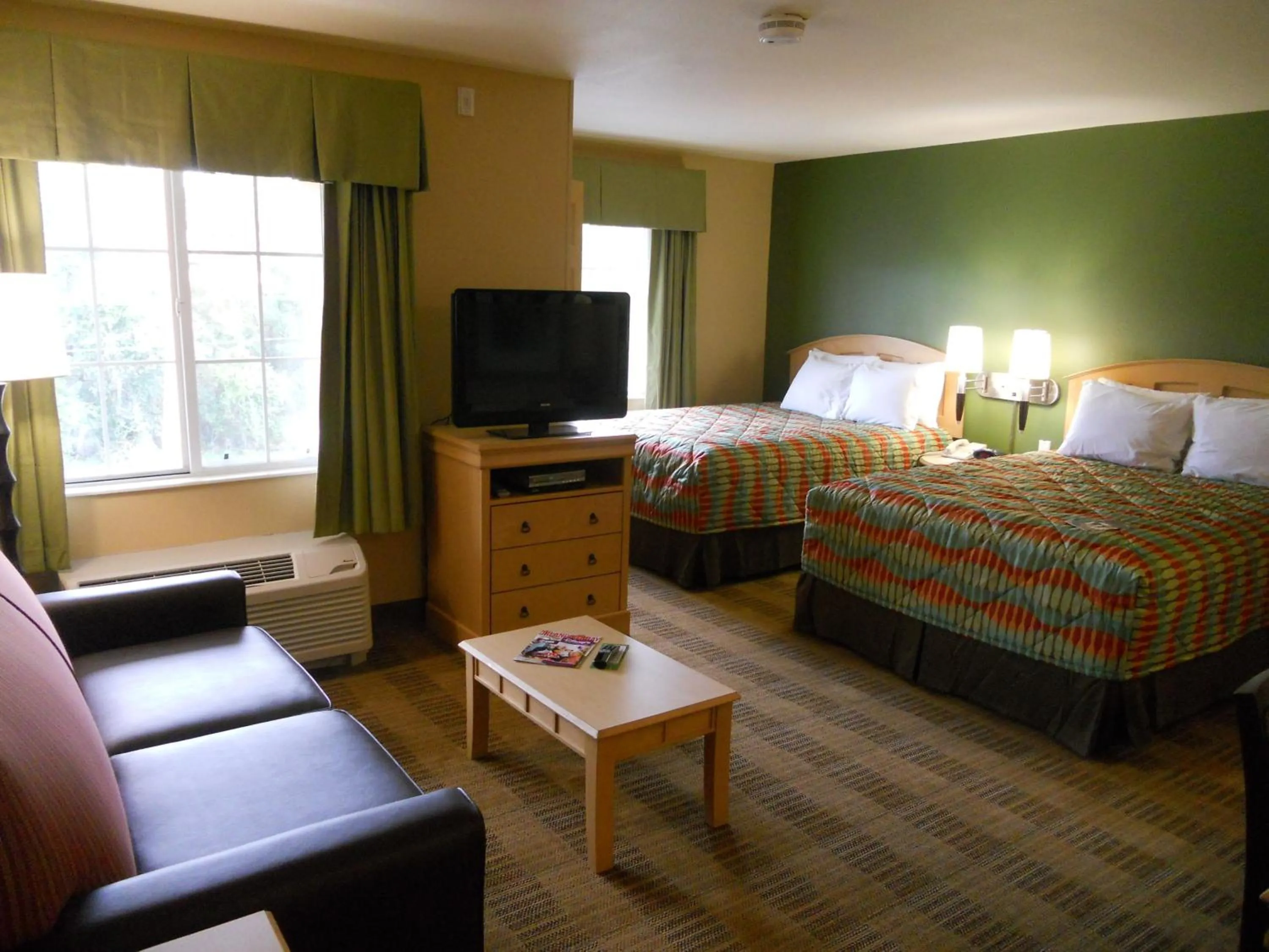 Photo of the whole room, Bed in Extended Stay America Suites - Orlando - Lake Buena Vista