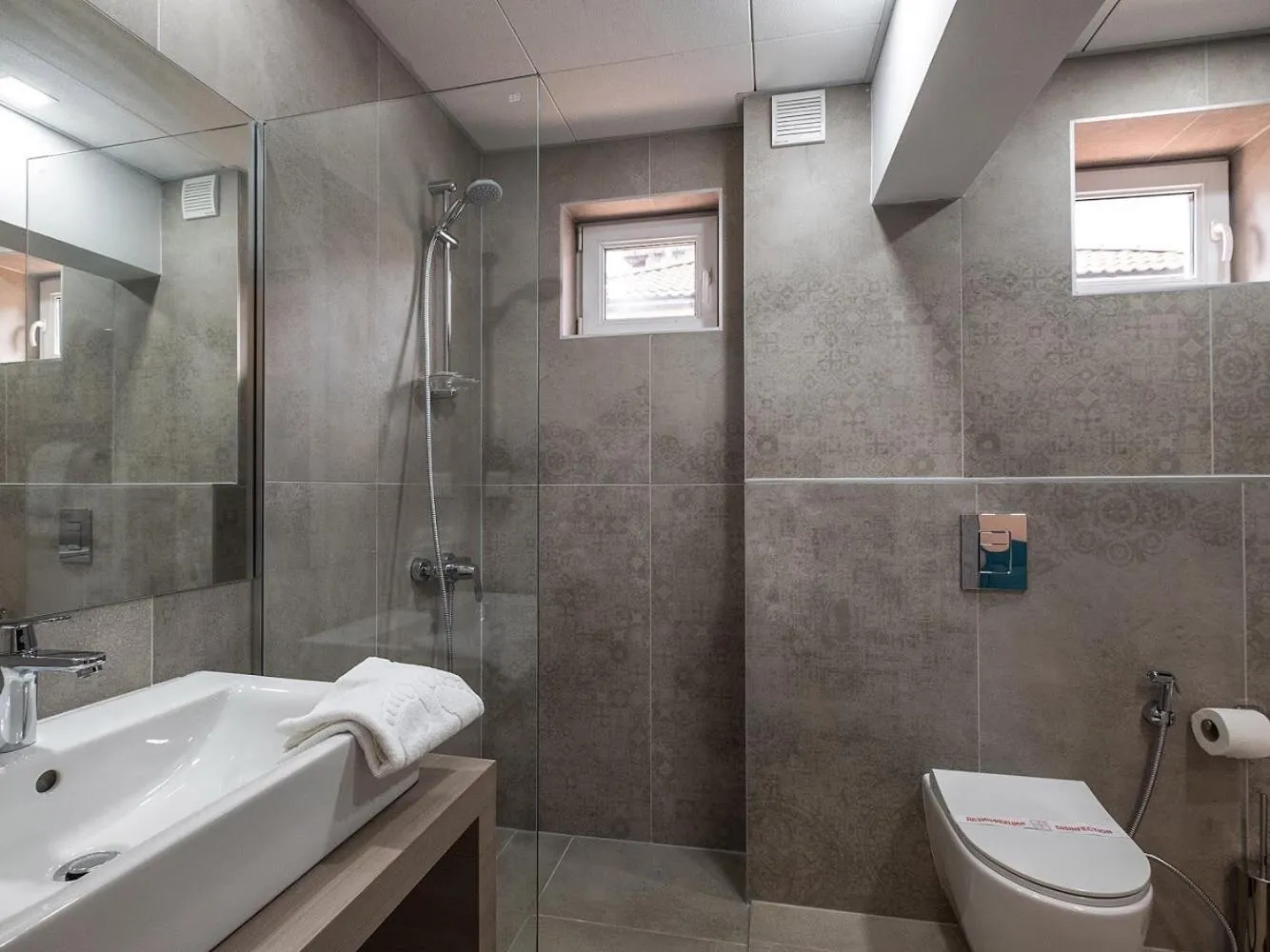 Caro Apartments & Rooms