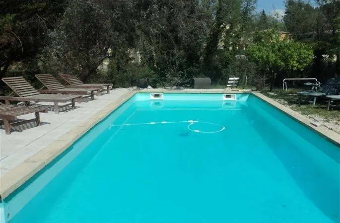 Swimming pool in Le Paradis de Clarisse