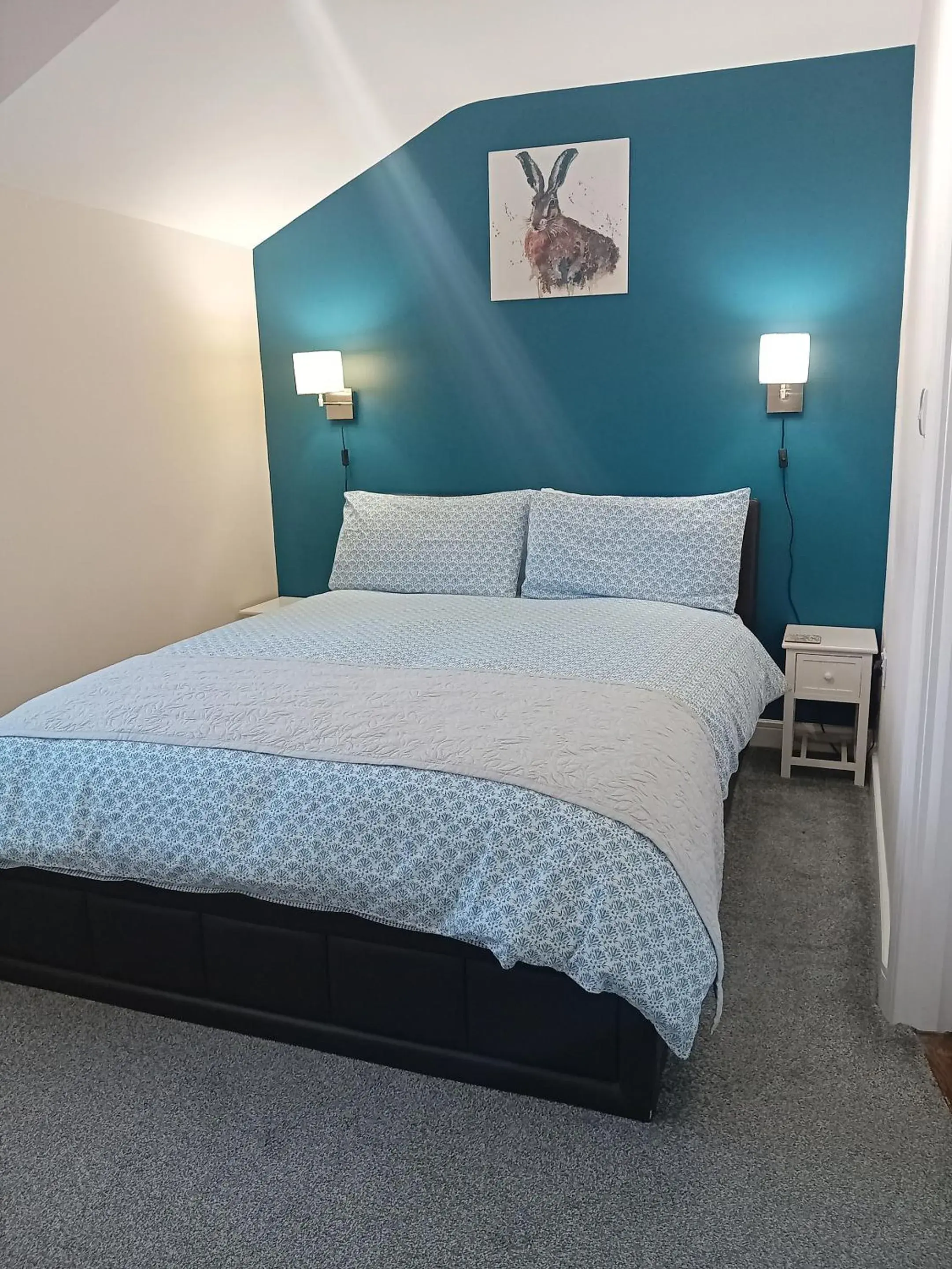 Double Room with Private Bathroom in Middle House Double Room with Private Bathroom in Middle House