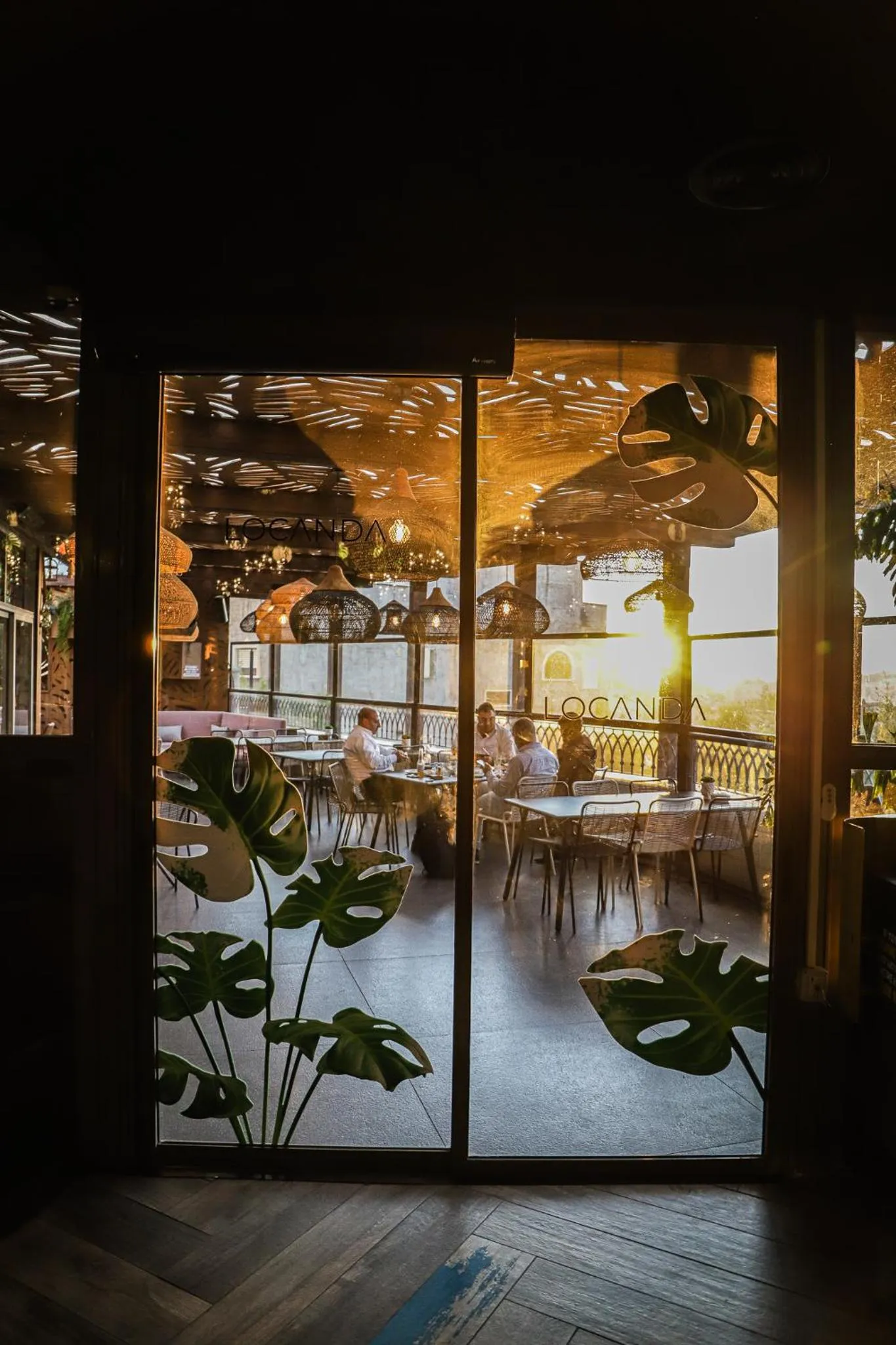 Restaurant/places to eat in Ramada Olivie Nazareth