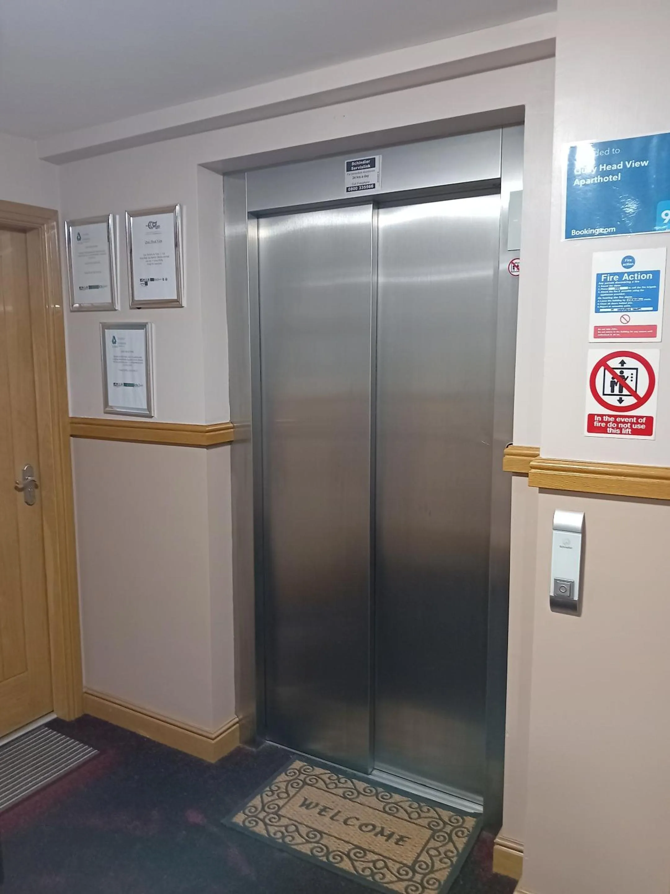 Facade/entrance in Quay Head View Aparthotel