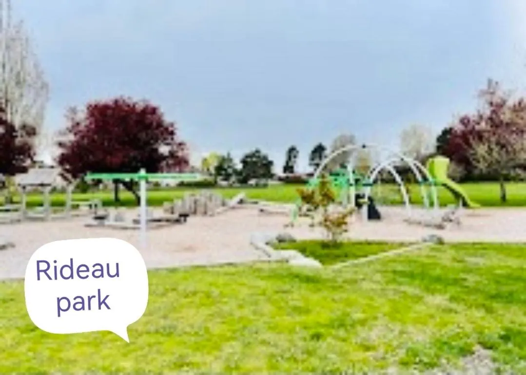 Richmond Vancouver Airport Comfy Home