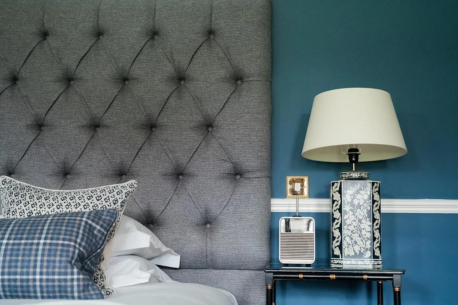 Bedroom, Bed in Chewton Glen Hotel - an Iconic Luxury Hotel