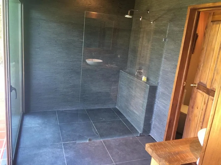 Bathroom in Hotel Casa Palopo