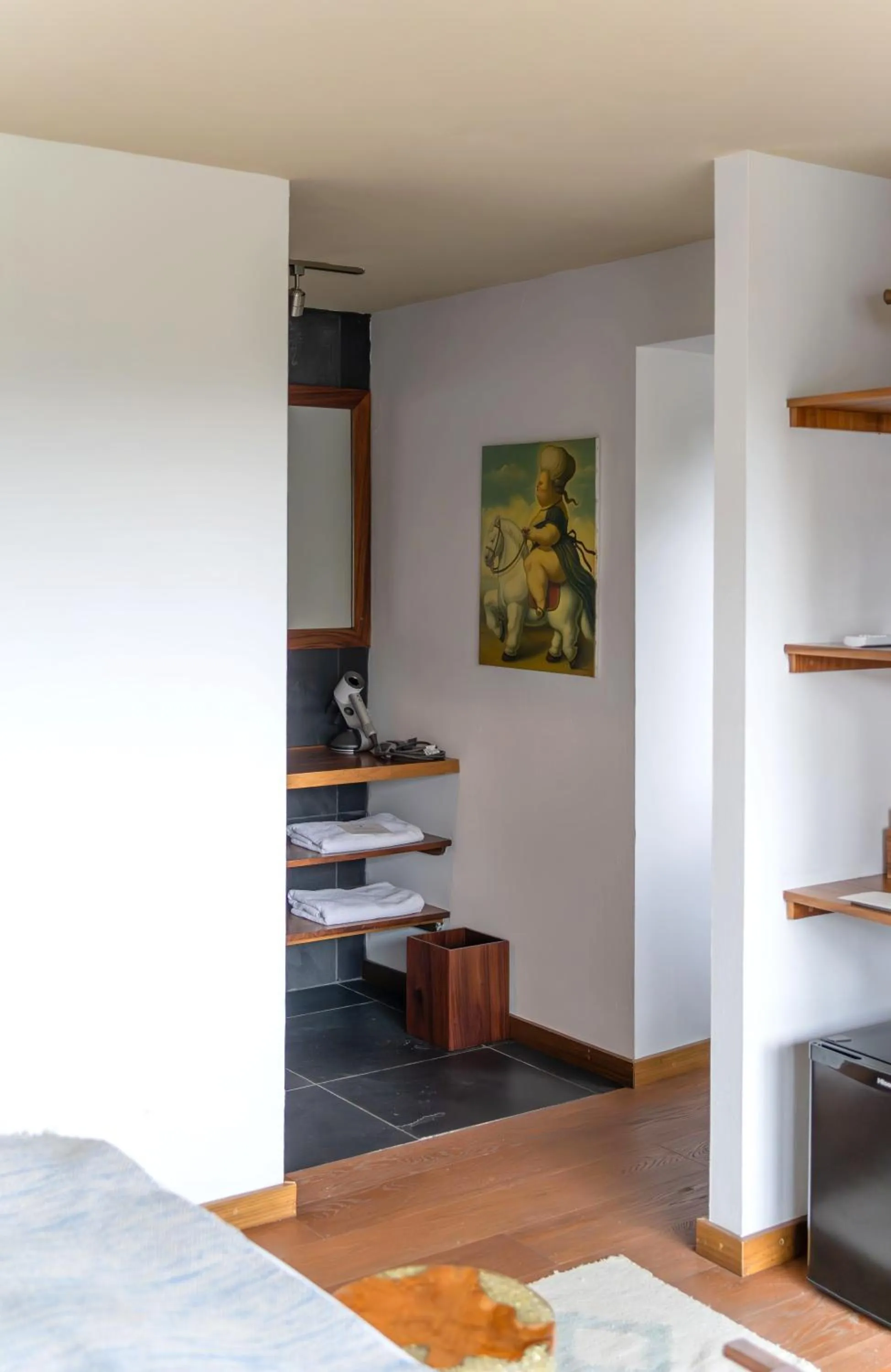 Photo of the whole room, Bed in Hotel Casa Palopo