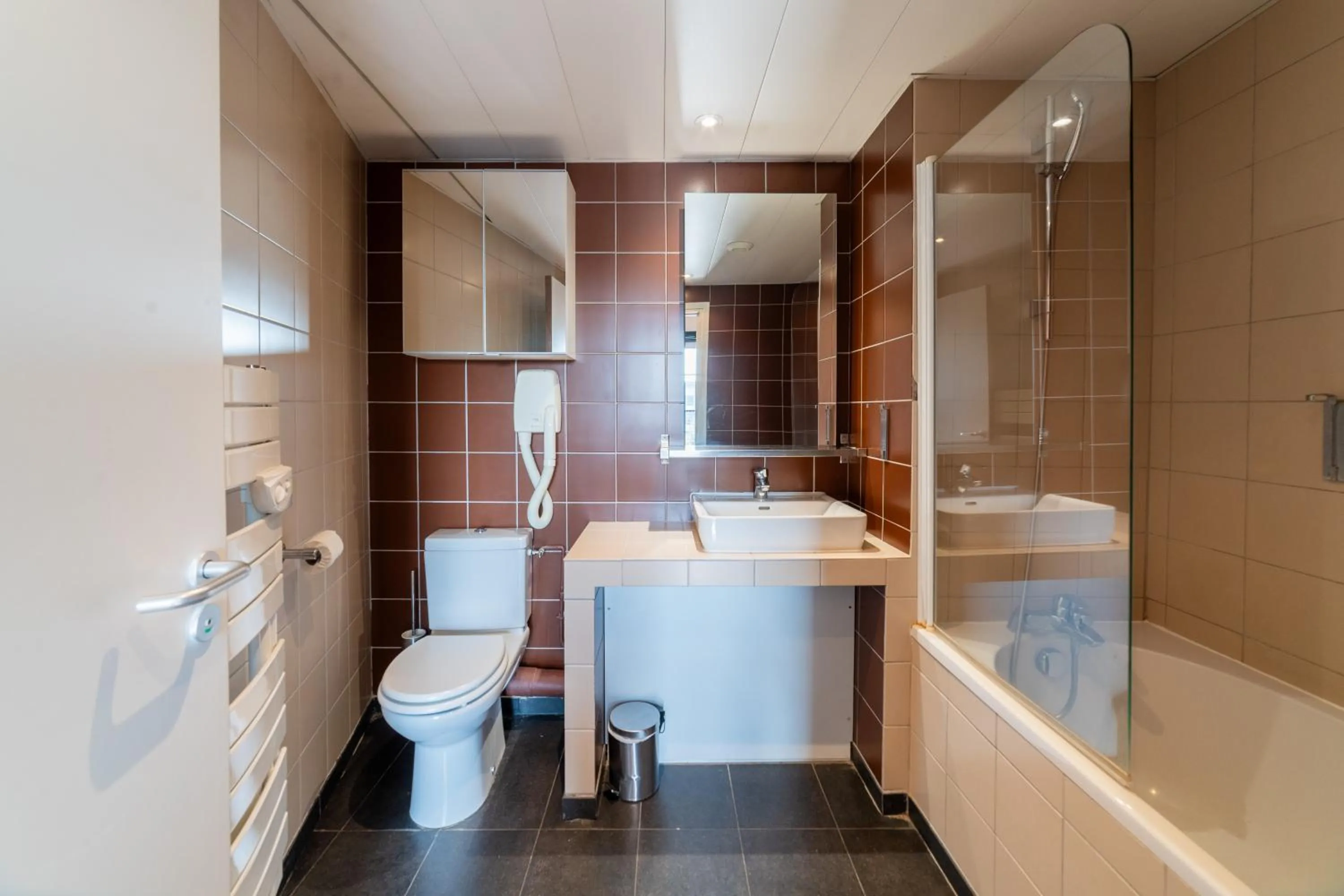 Toilet in Cowool Lille Villeneuve D'Ascq - Ex Olivarius