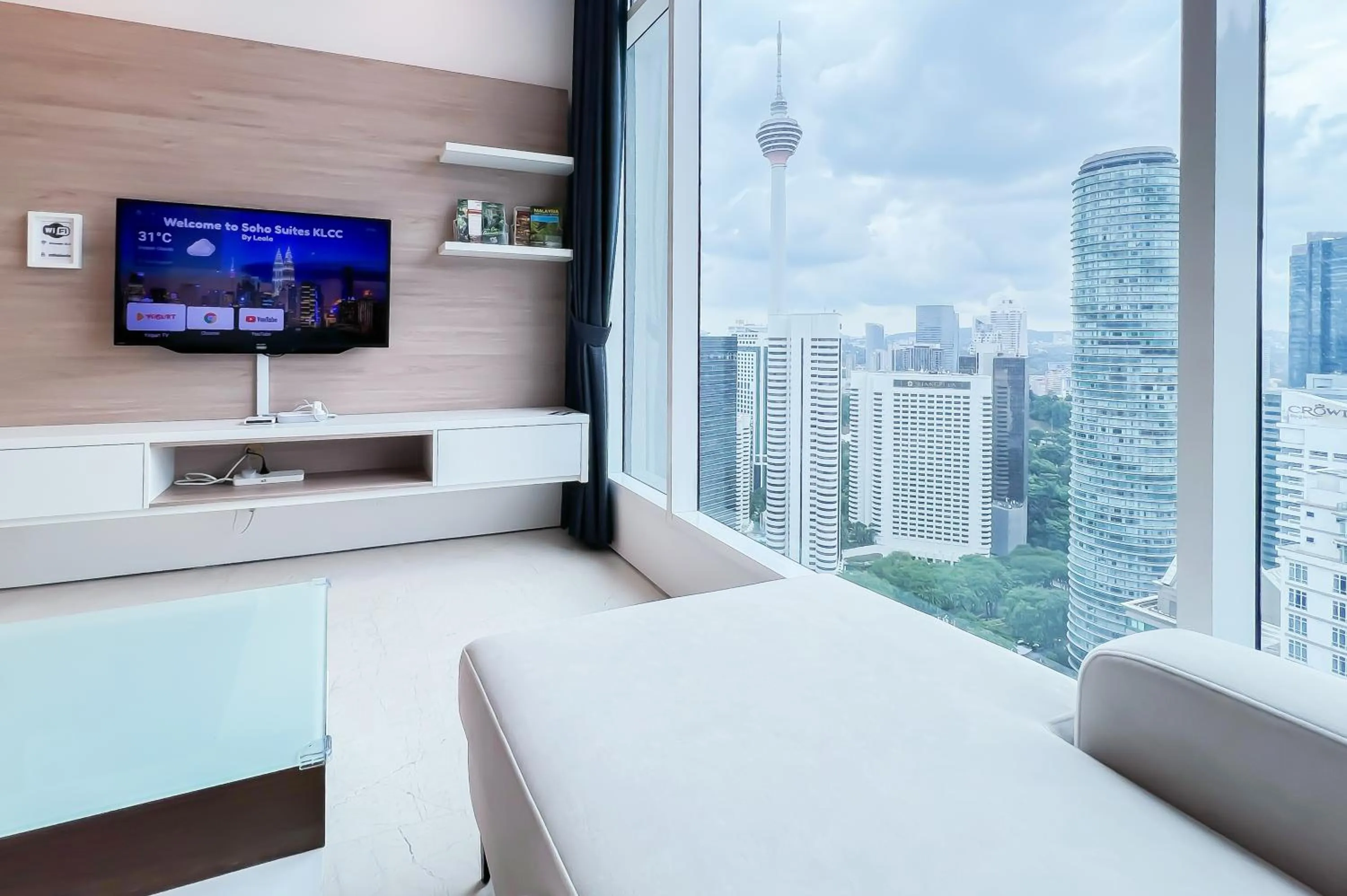 TV and multimedia, Bed in Soho Suites KLCC by Leala