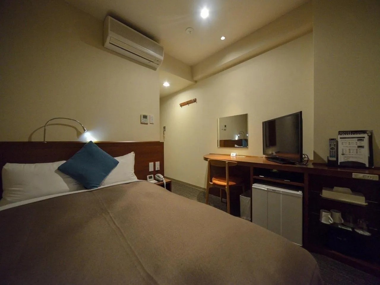 Photo of the whole room in Fukuyama Plaza Hotel