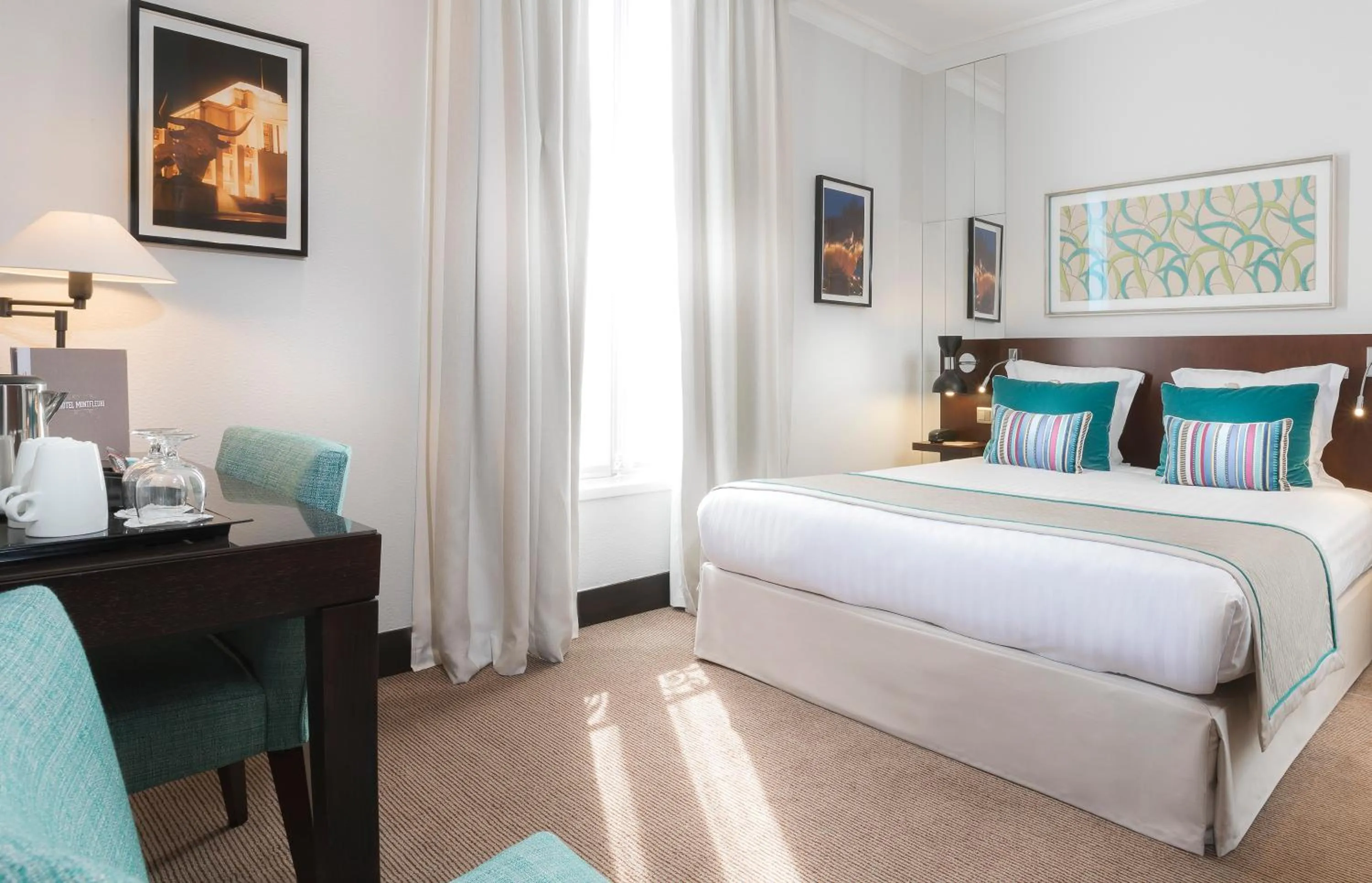 Bedroom, Bed in Montfleuri