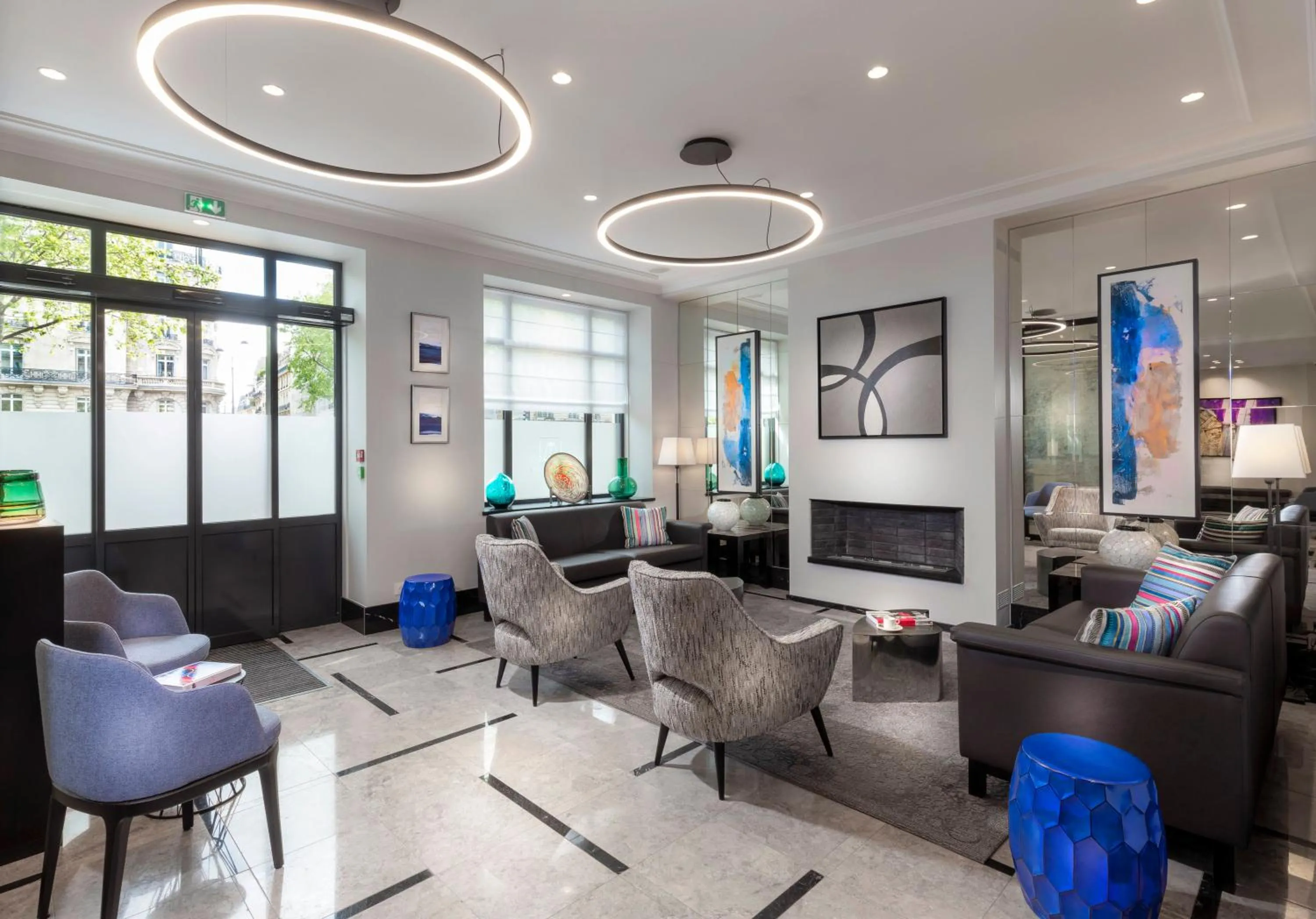 Seating area in Montfleuri