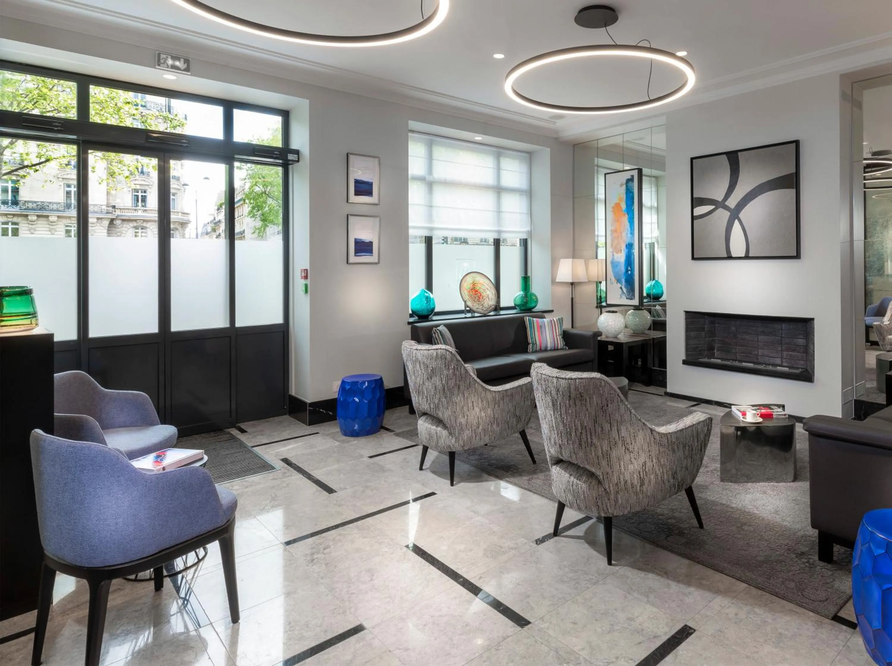 Seating area in Montfleuri