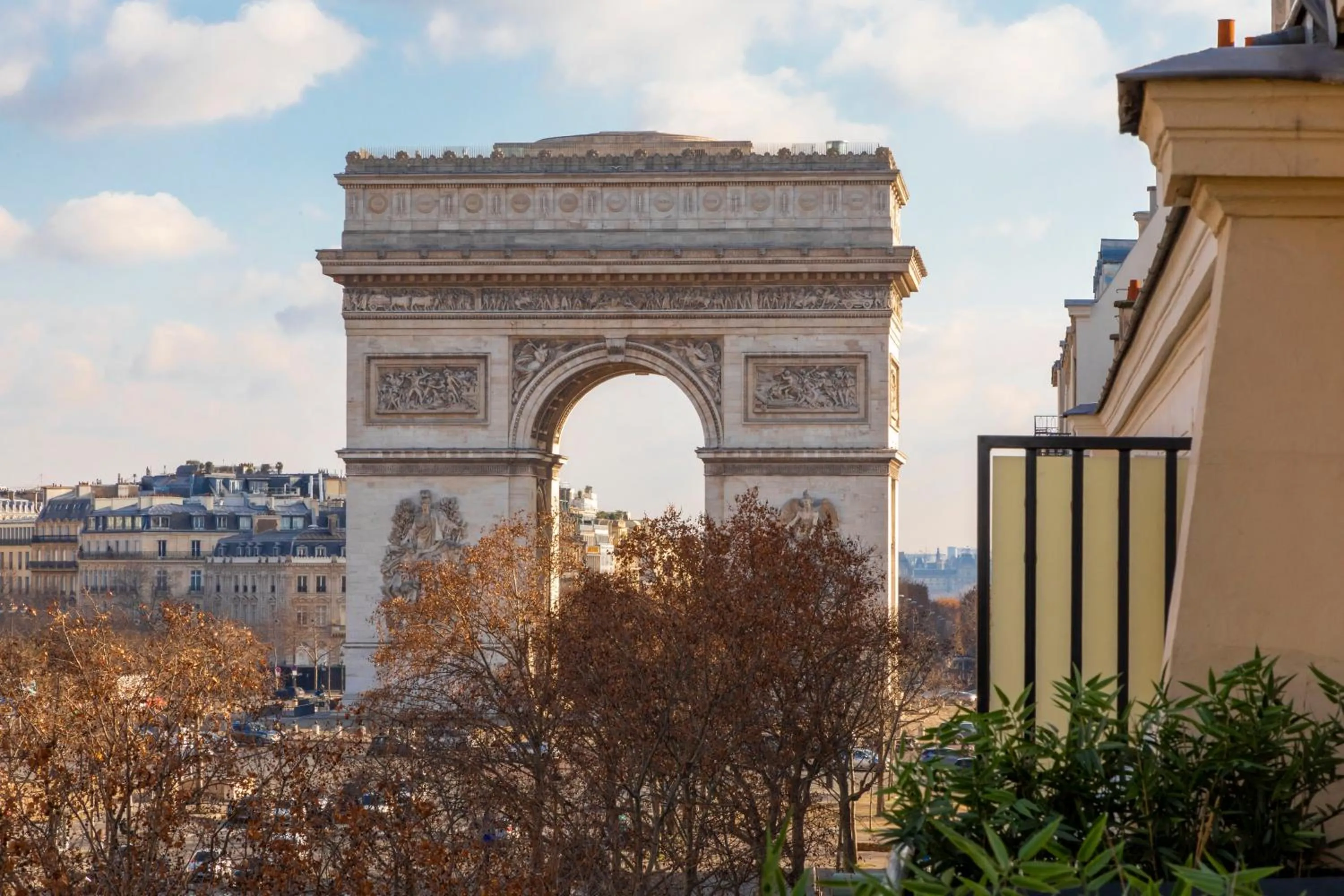 Nearby landmark in Montfleuri
