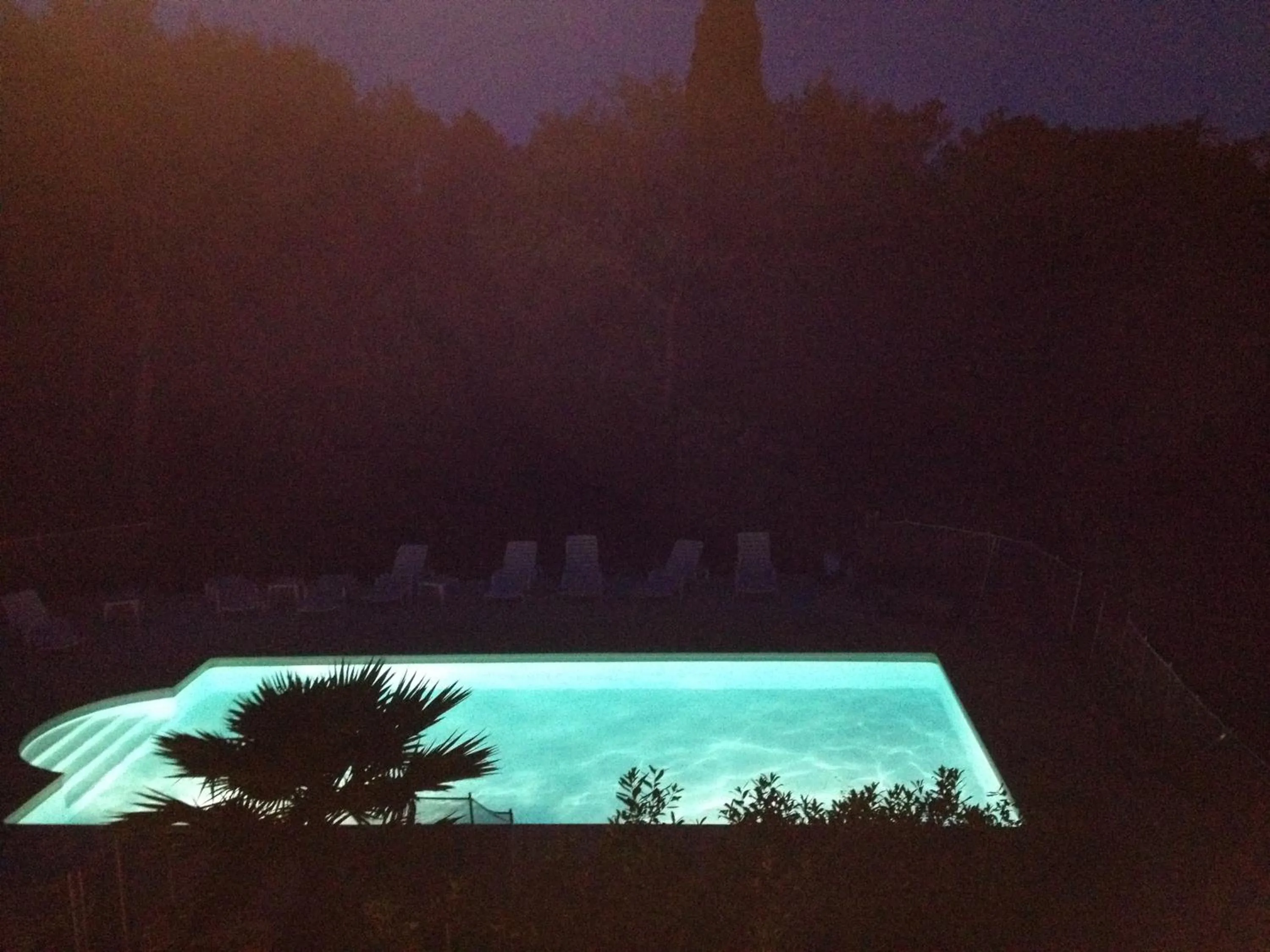 Night in Hôtel De La Mer