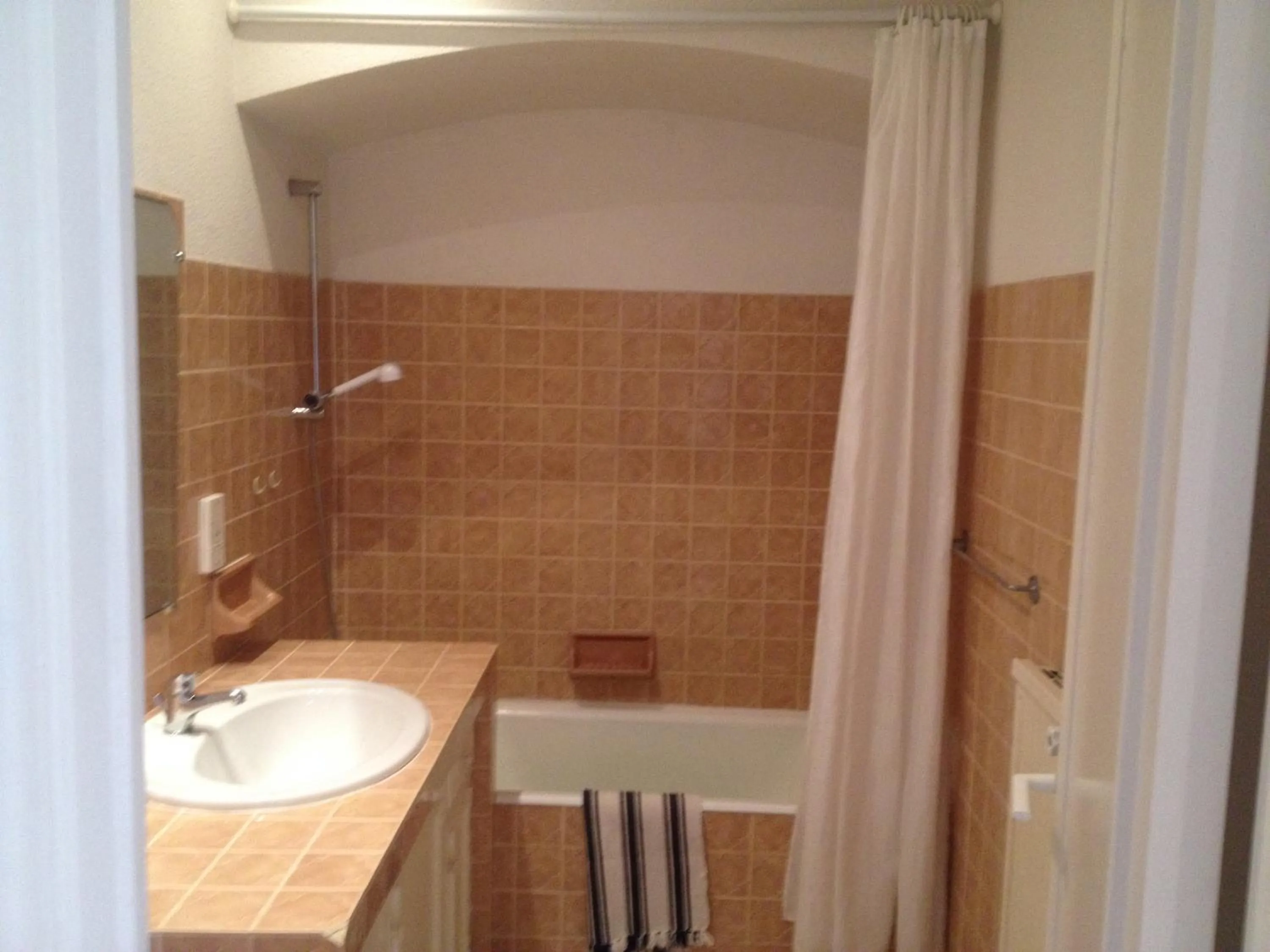 Bathroom in Hôtel De La Mer