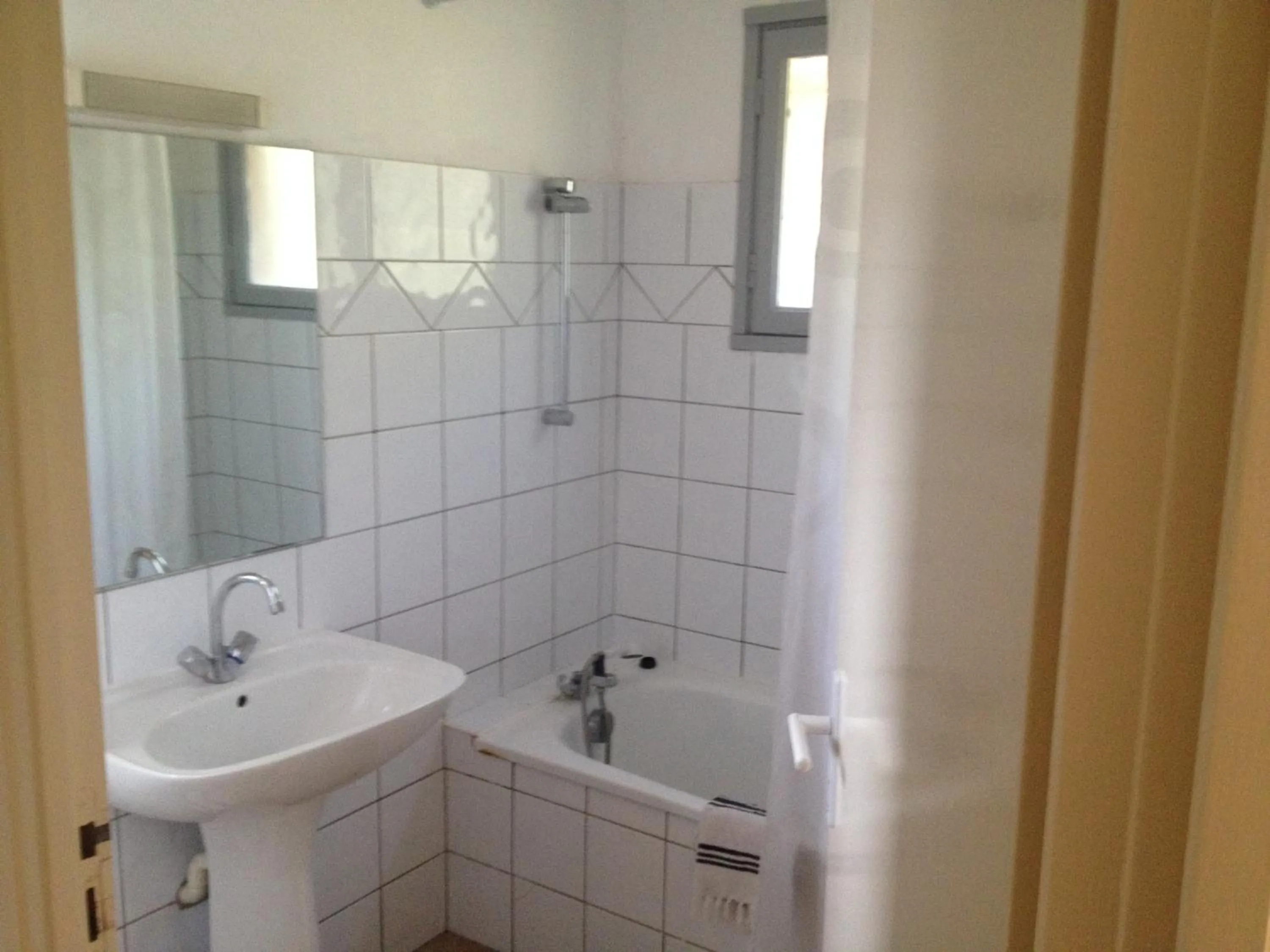 Bathroom in Hôtel De La Mer