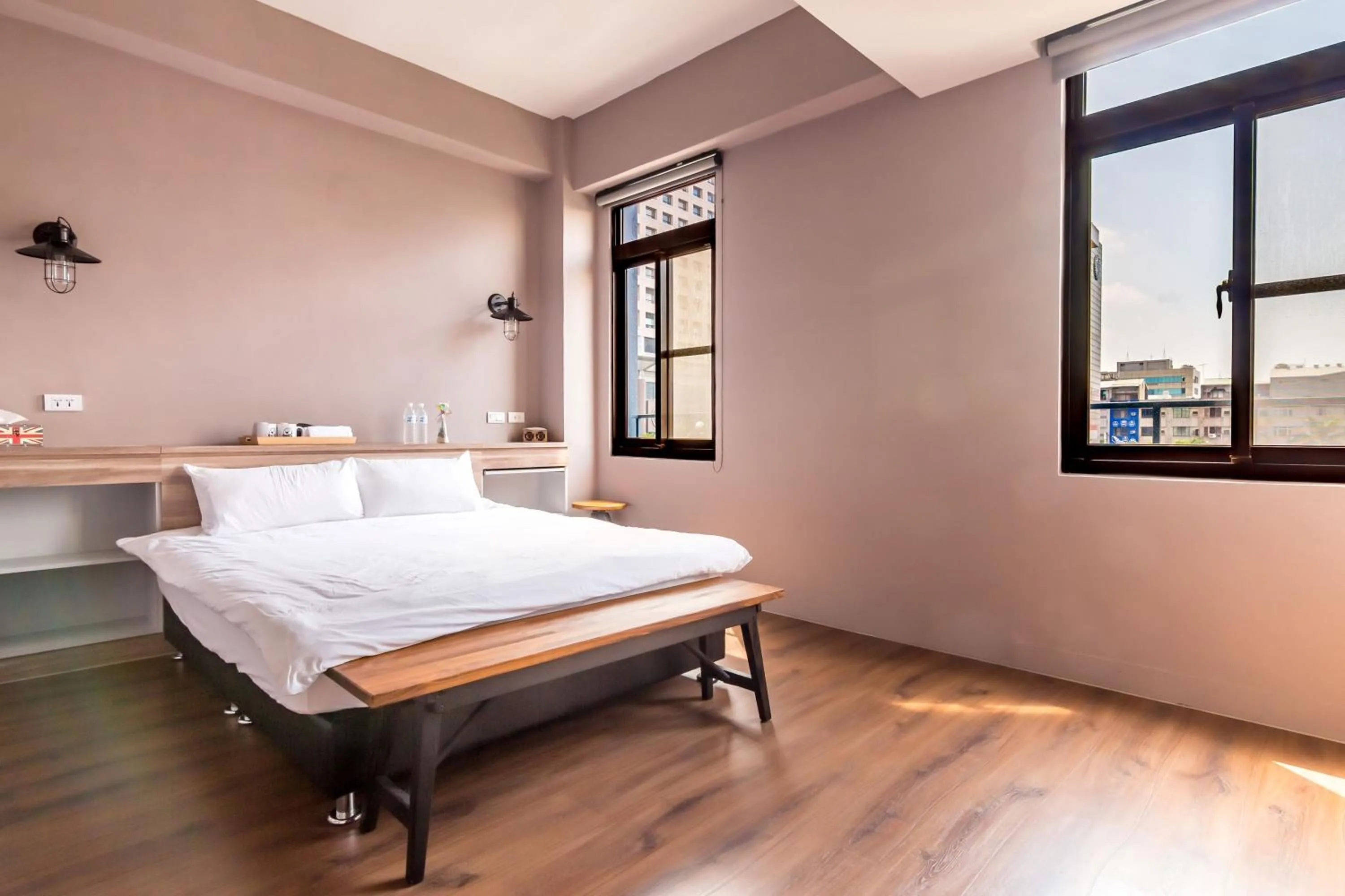 Decorative detail, Bed in Fun Simon