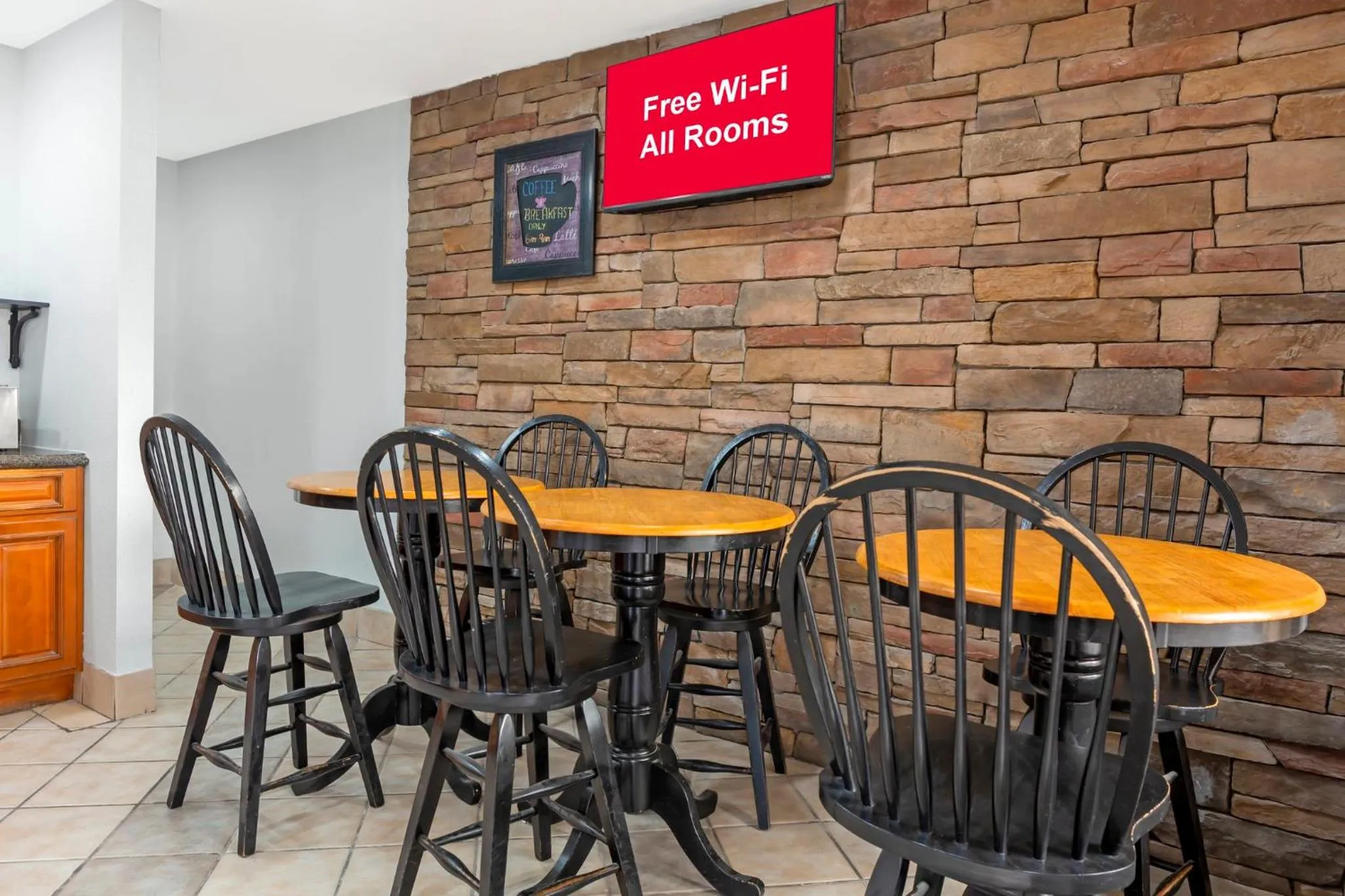 Breakfast in Red Roof Inn Bowling Green