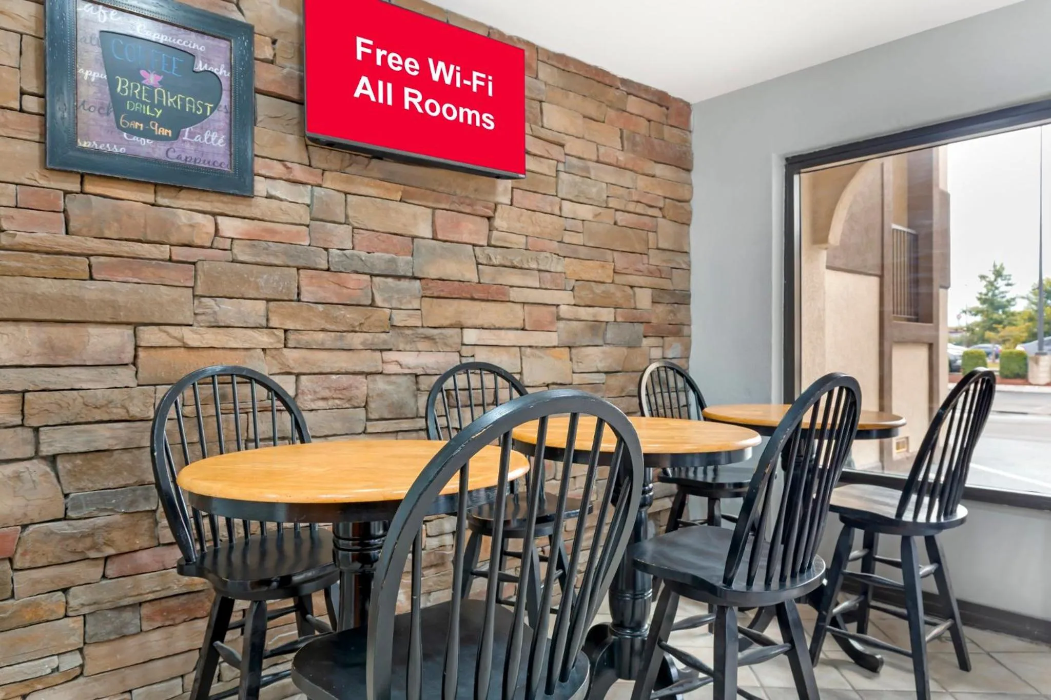 Breakfast in Red Roof Inn Bowling Green