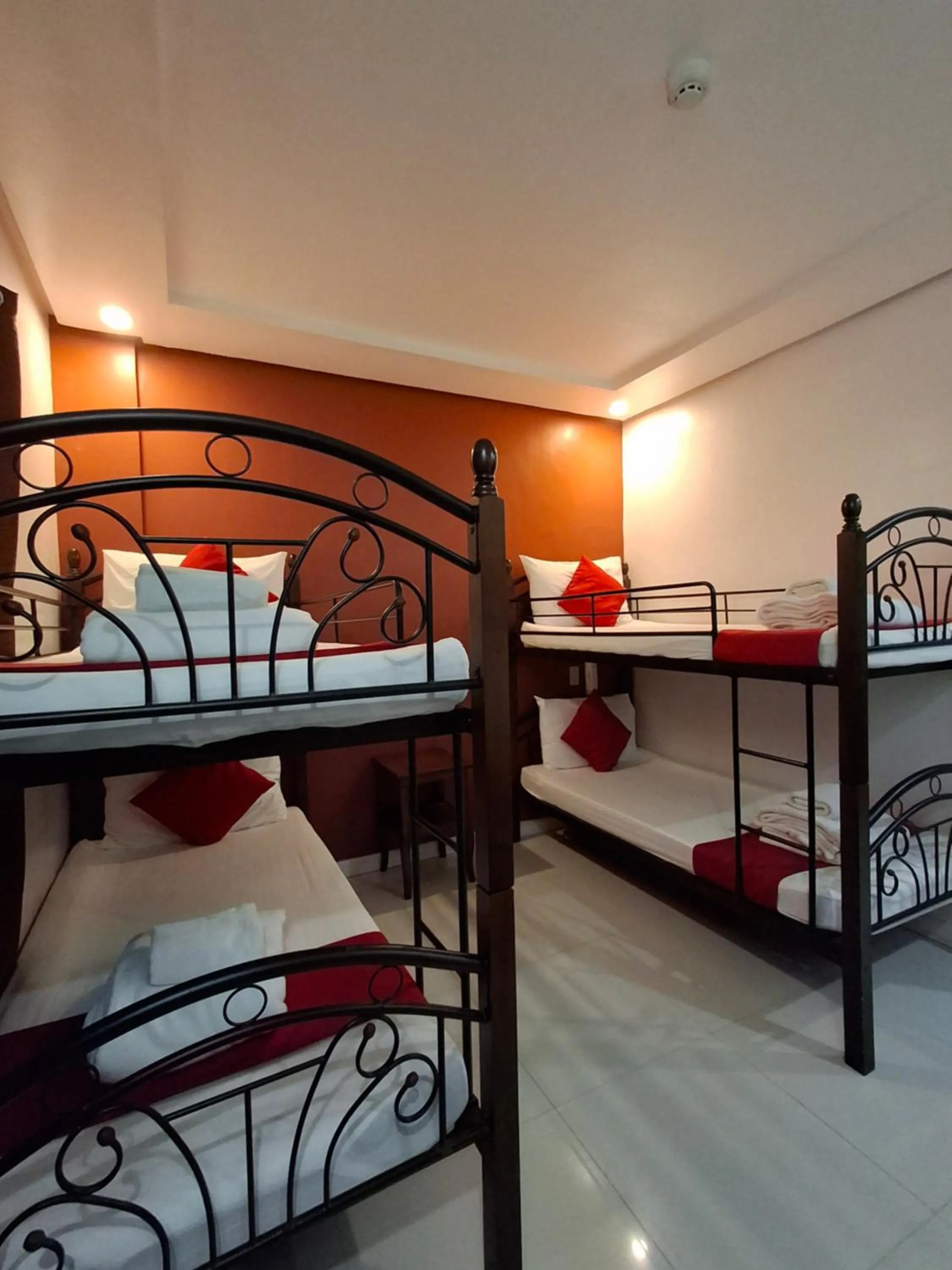 Bed in Royale Parc Hotel Puerto Princesa Palawan