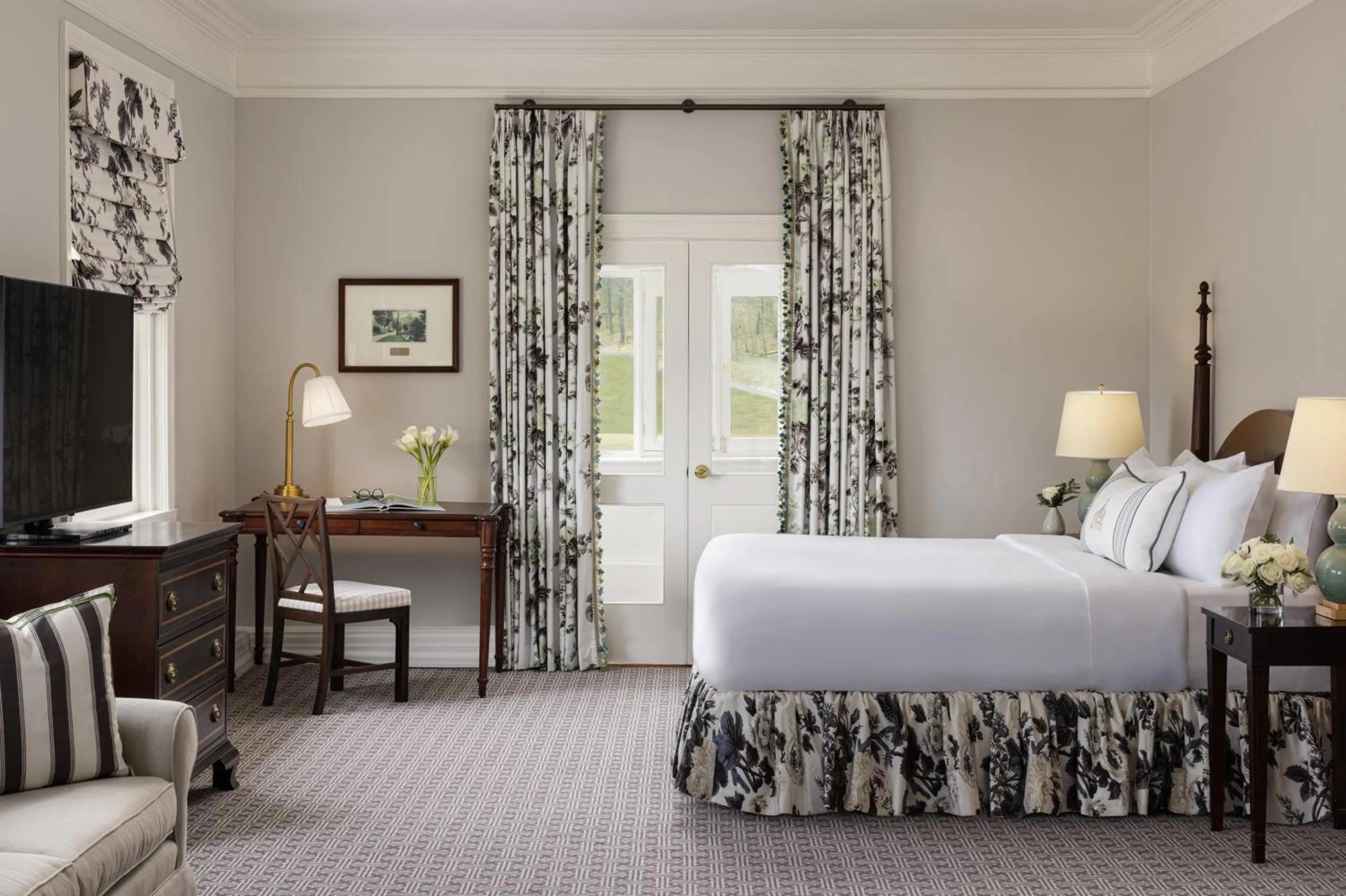 Photo of the whole room, Bed in The Omni Homestead Resort & Spa