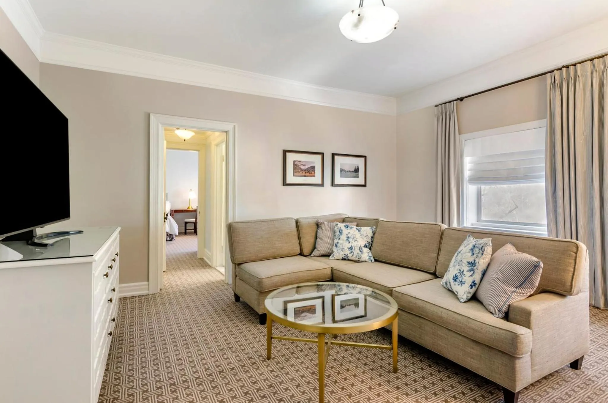 Photo of the whole room in The Omni Homestead Resort & Spa