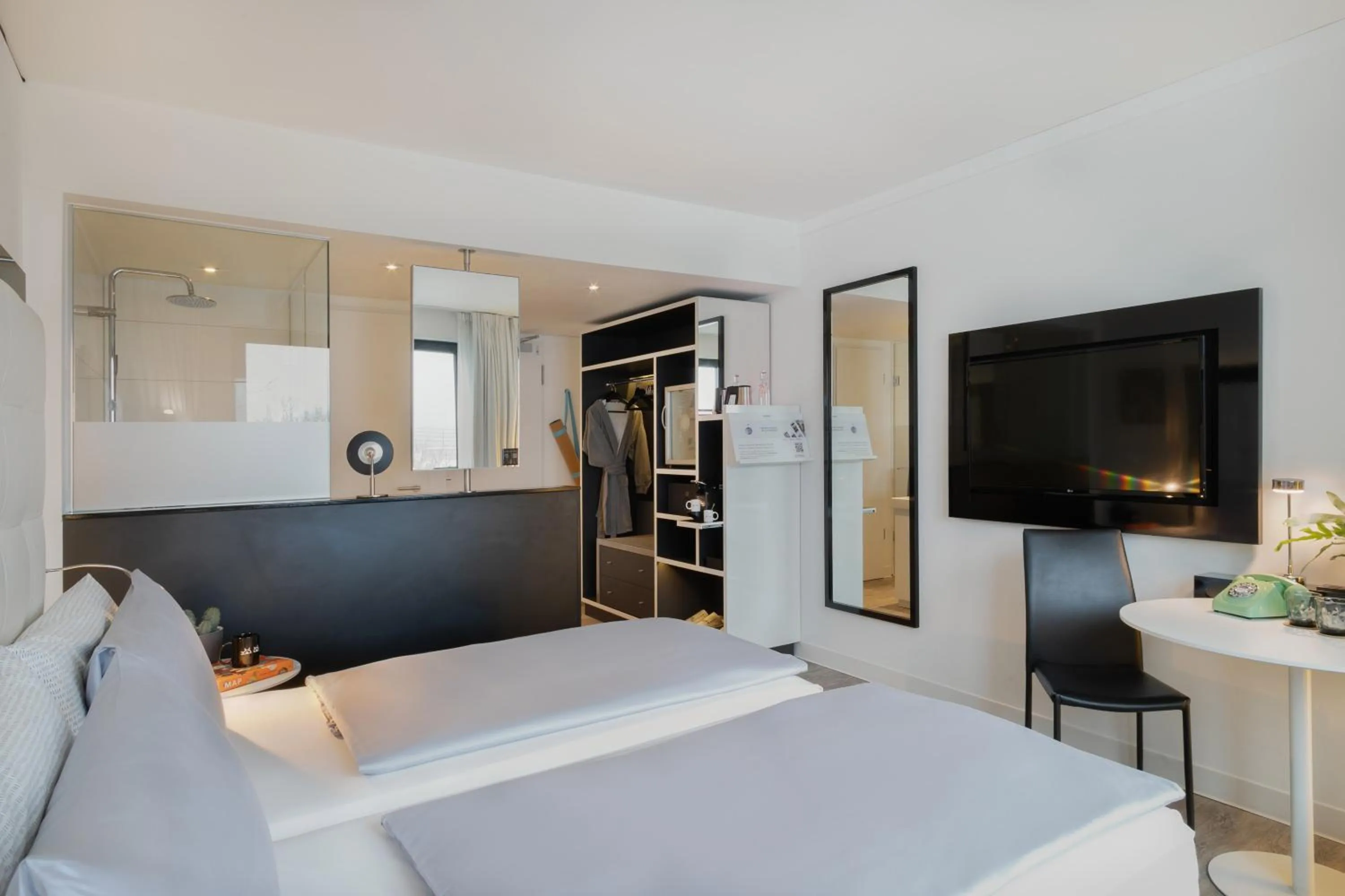 Bed in INNSiDE by Meliá Hamburg Hafen