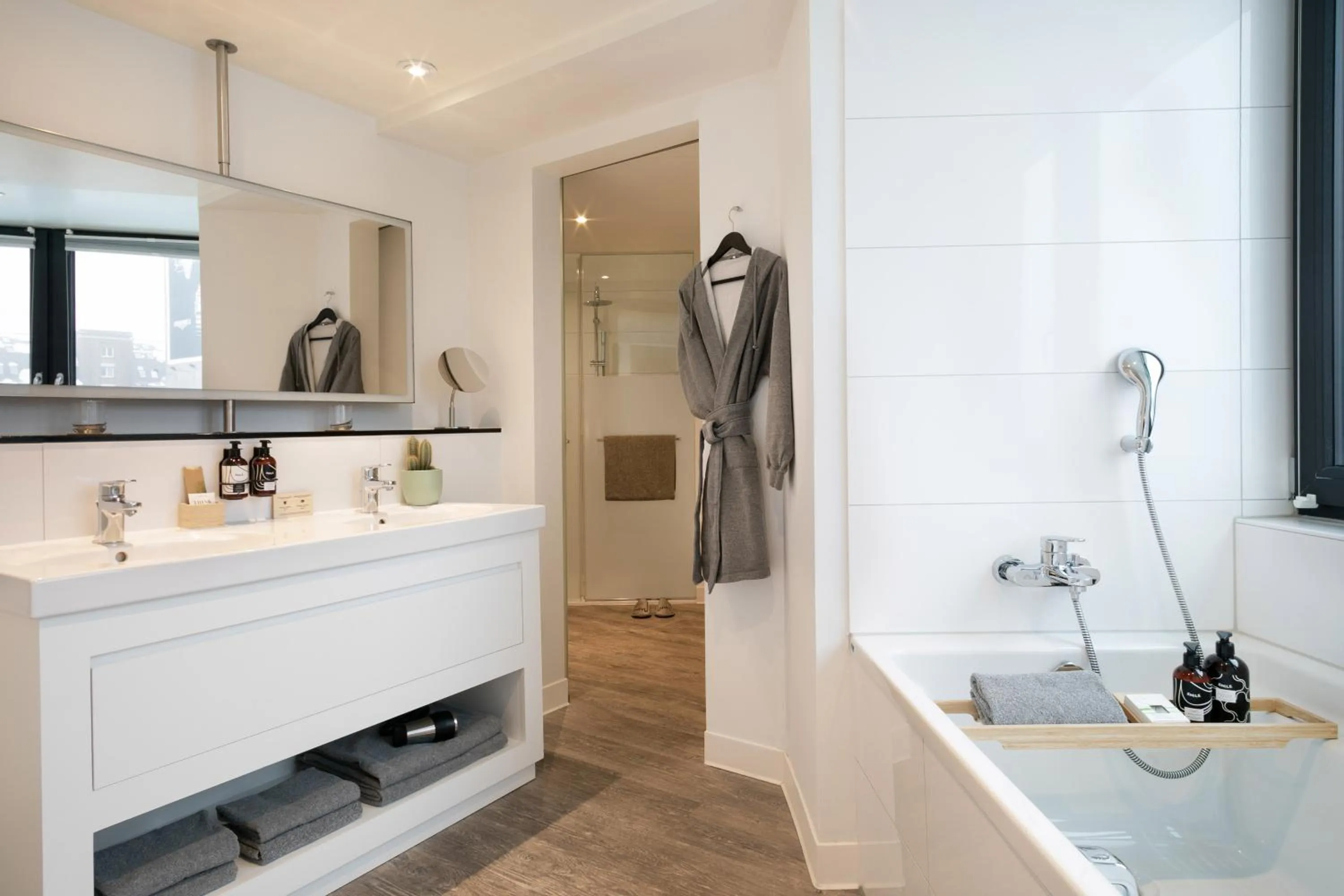 Bathroom in INNSiDE by Meliá Hamburg Hafen