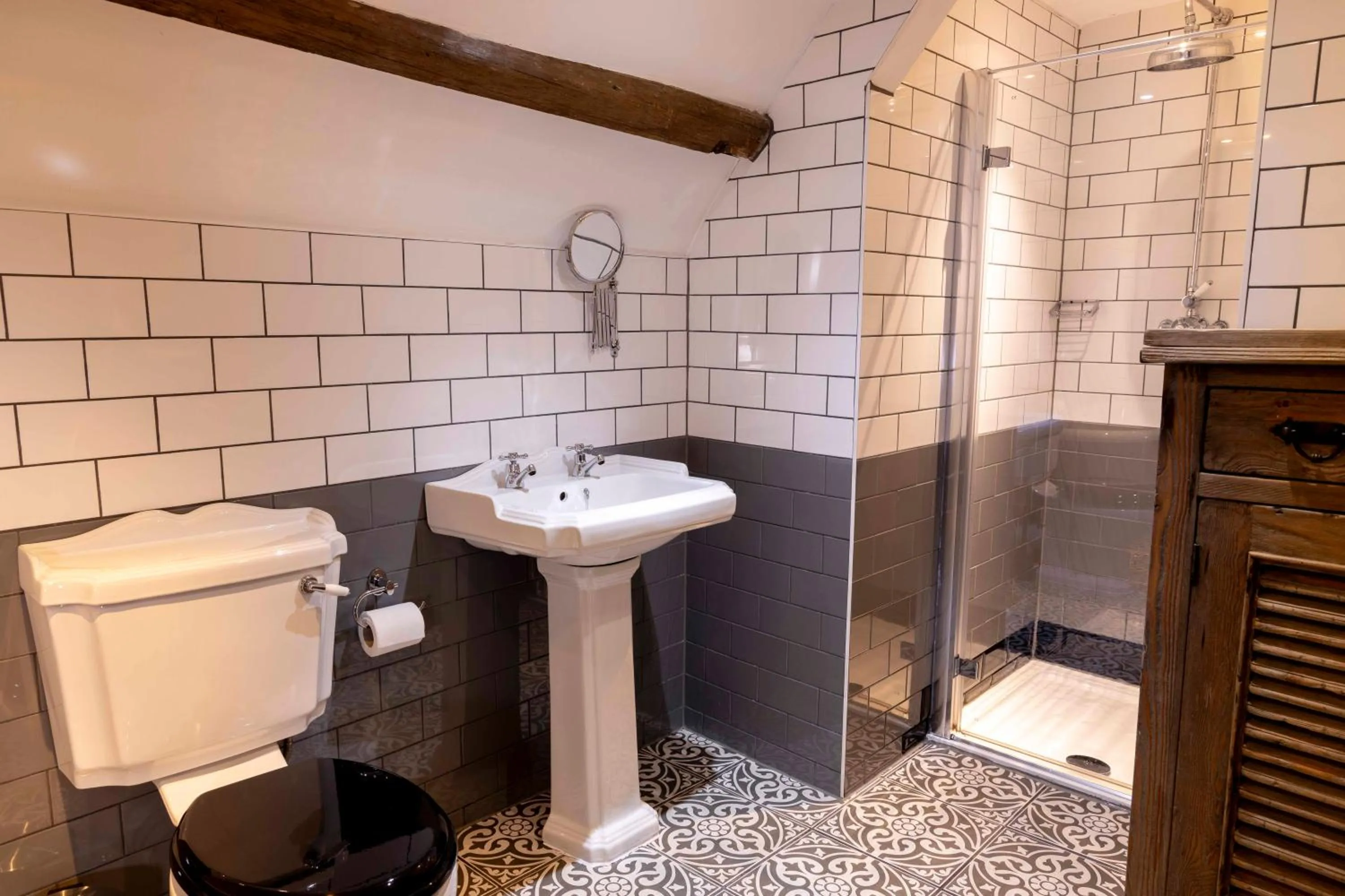 The Dirty Bottles Hotel