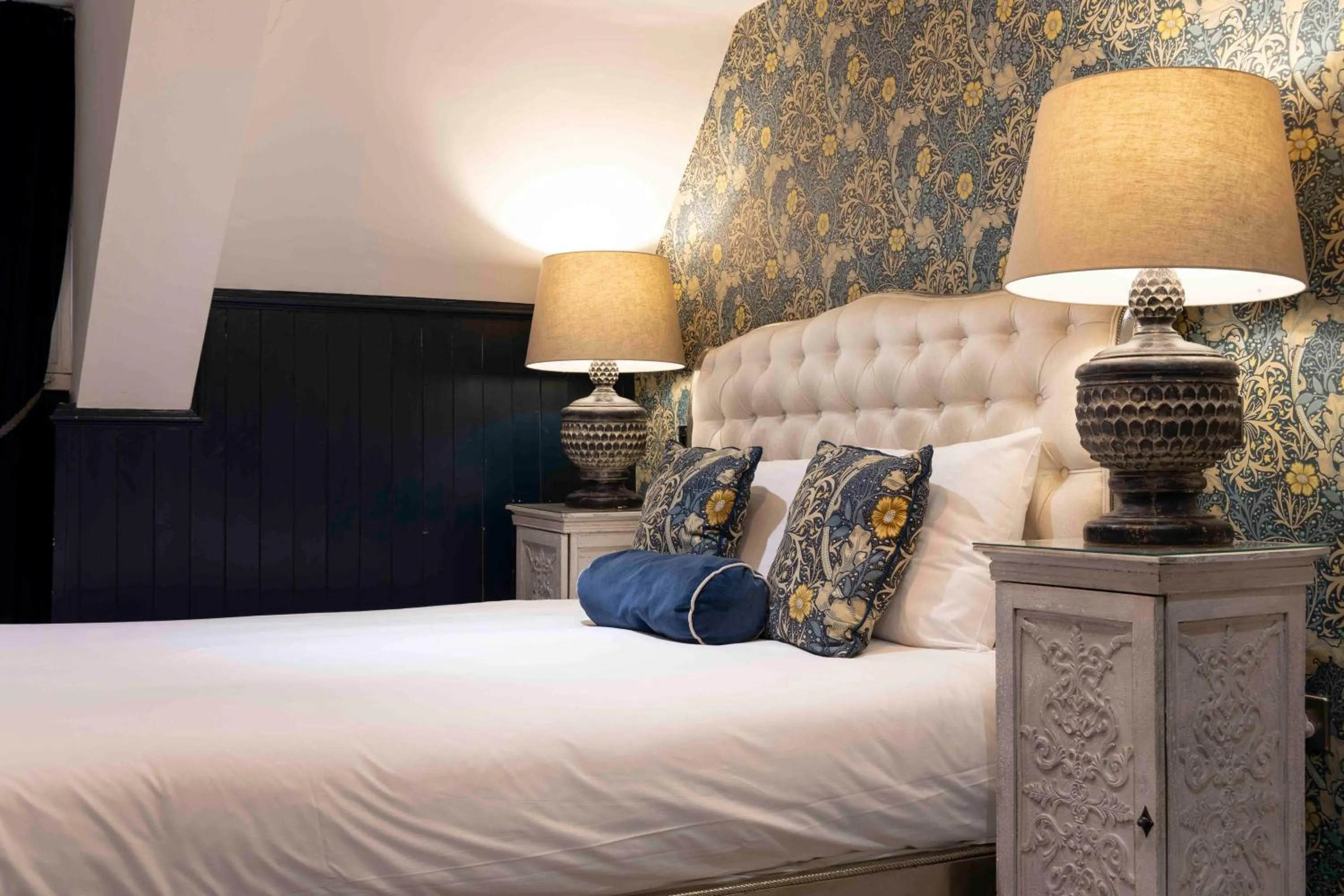 Bed in The Dirty Bottles Hotel