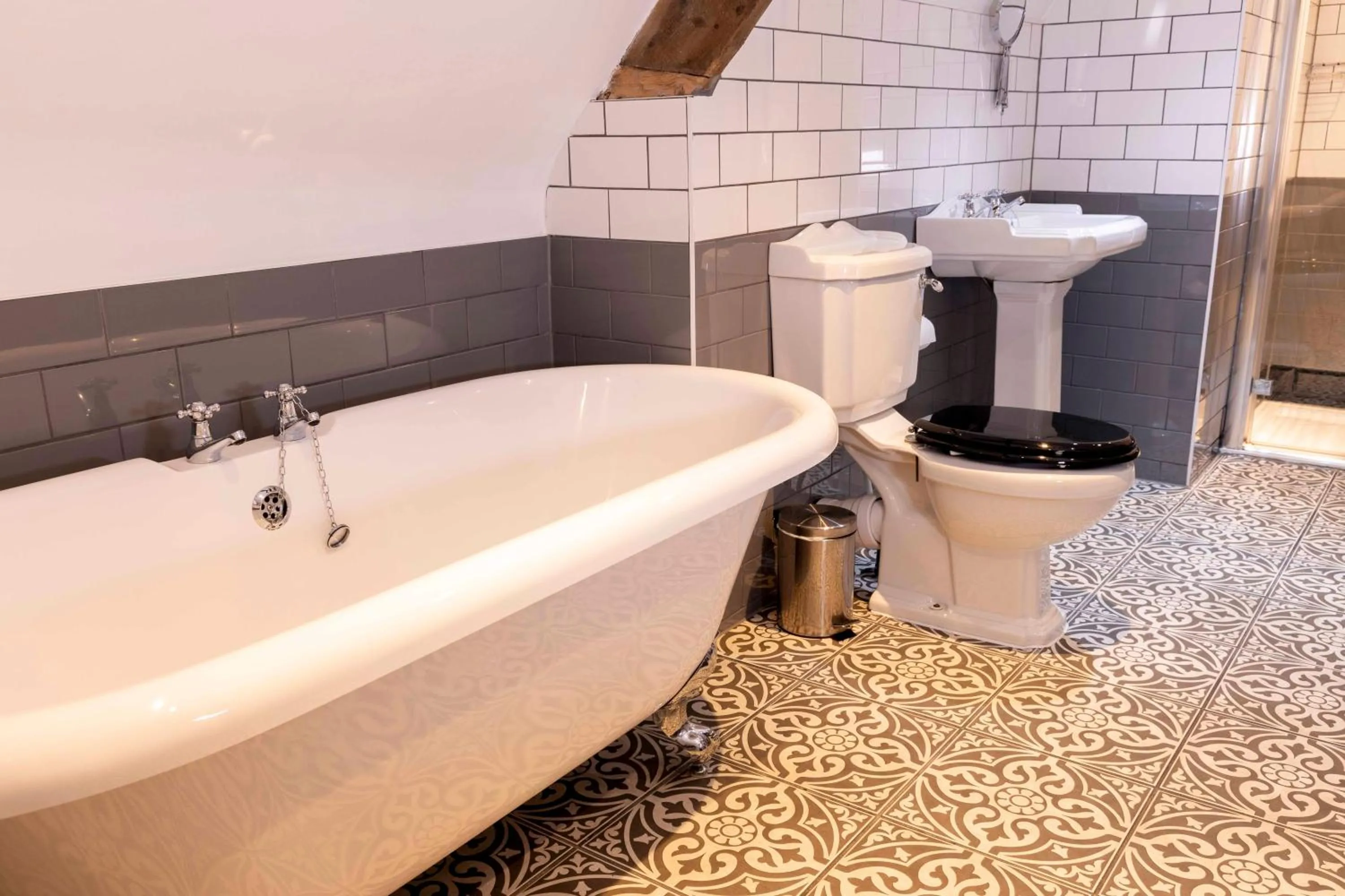 Bathroom in The Dirty Bottles Hotel