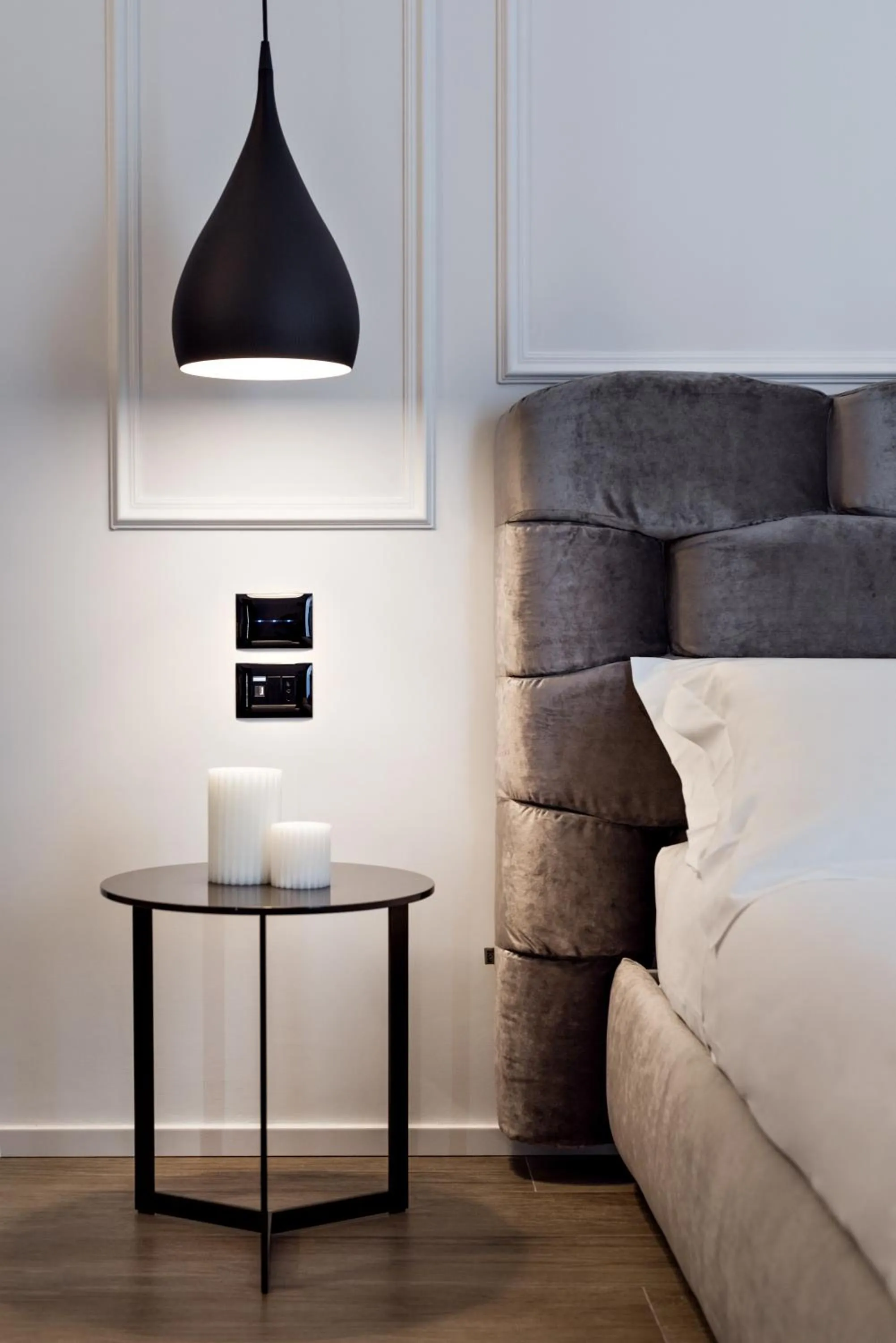 Decorative detail, Bed in La Spezia by The First - Luxury Rooms & Suites