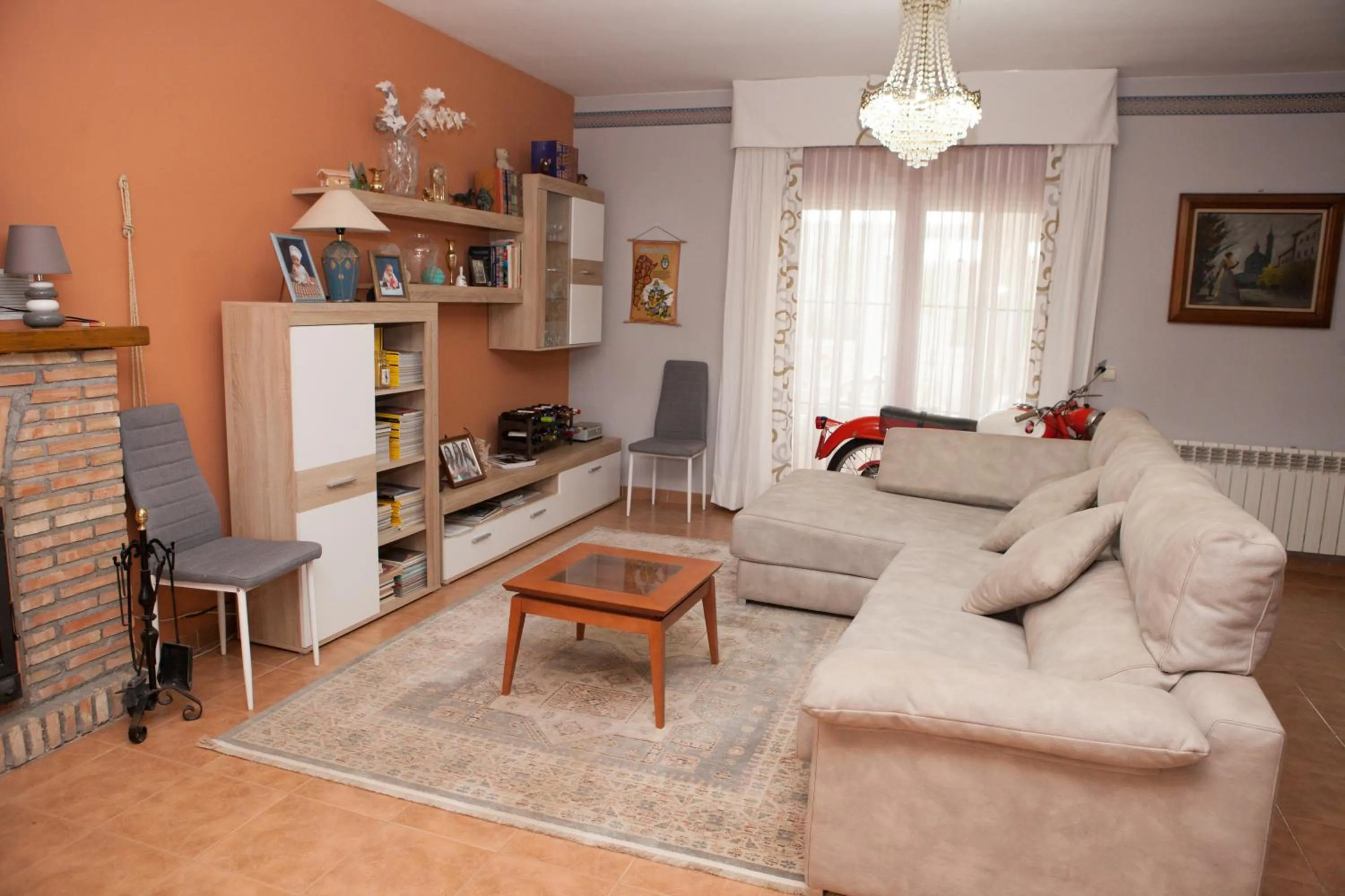 Communal lounge/ TV room in La Rosaleda de Orgaz