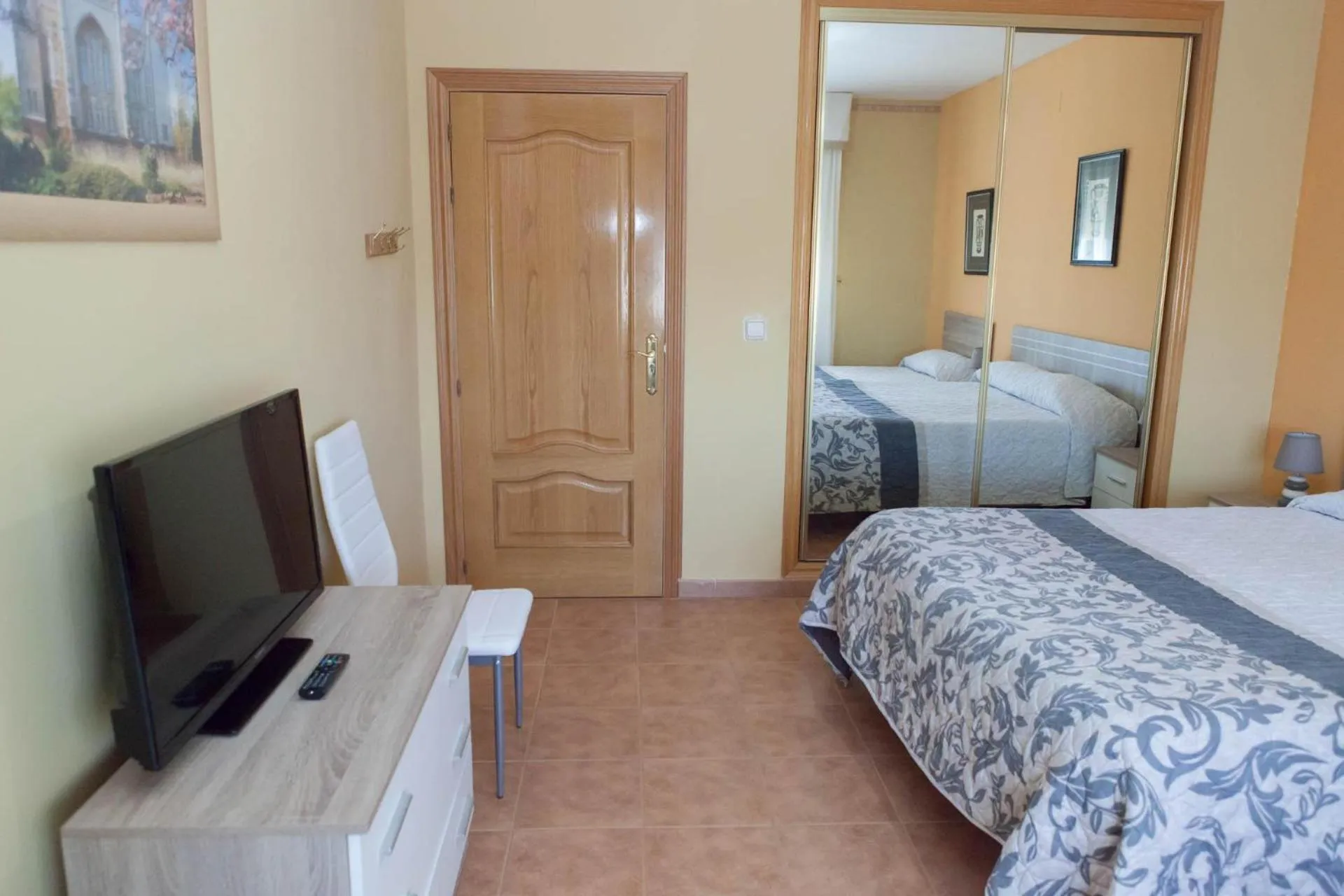 Photo of the whole room, Bed in La Rosaleda de Orgaz