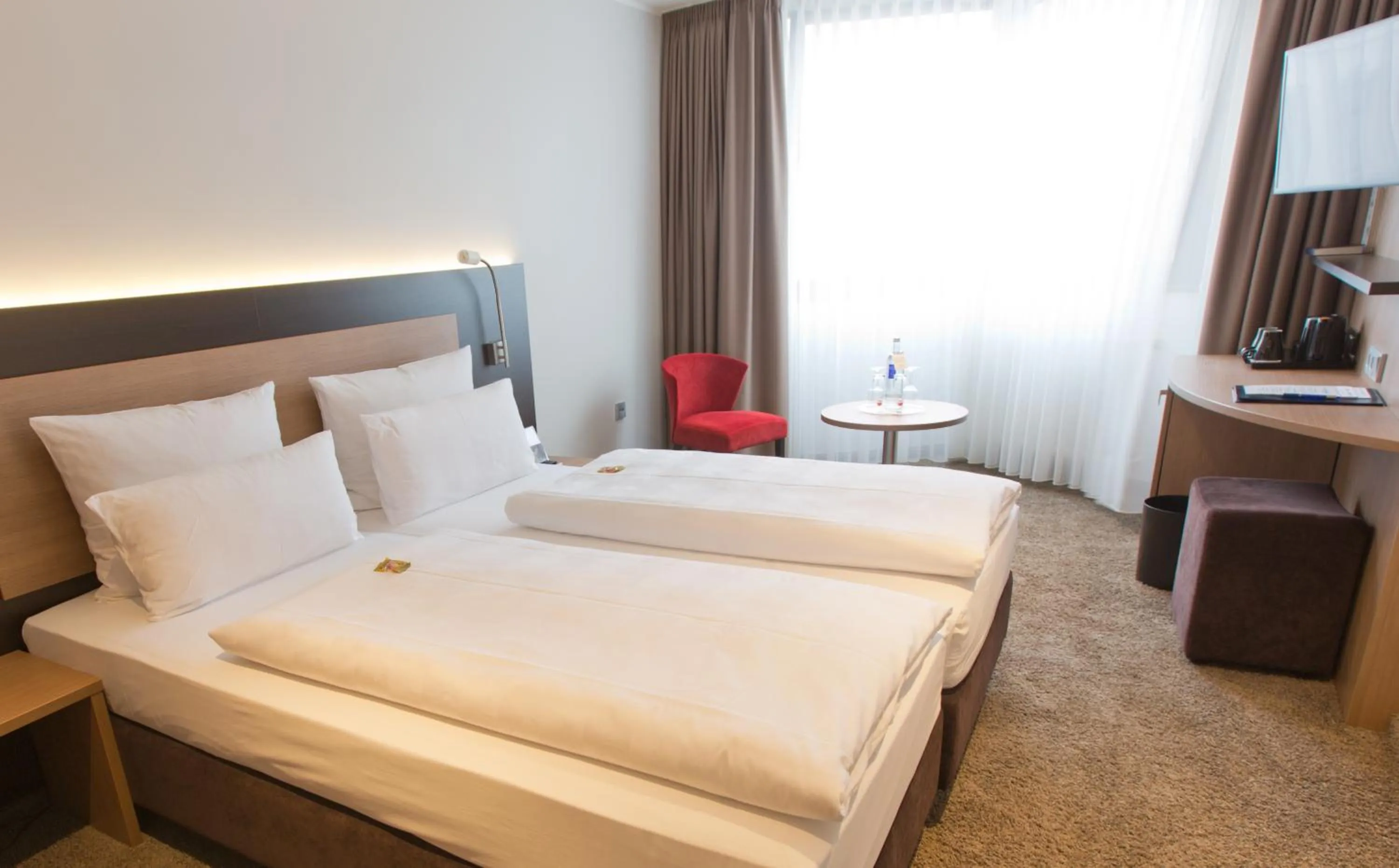 Photo of the whole room, Bed in Astor & Aparthotel