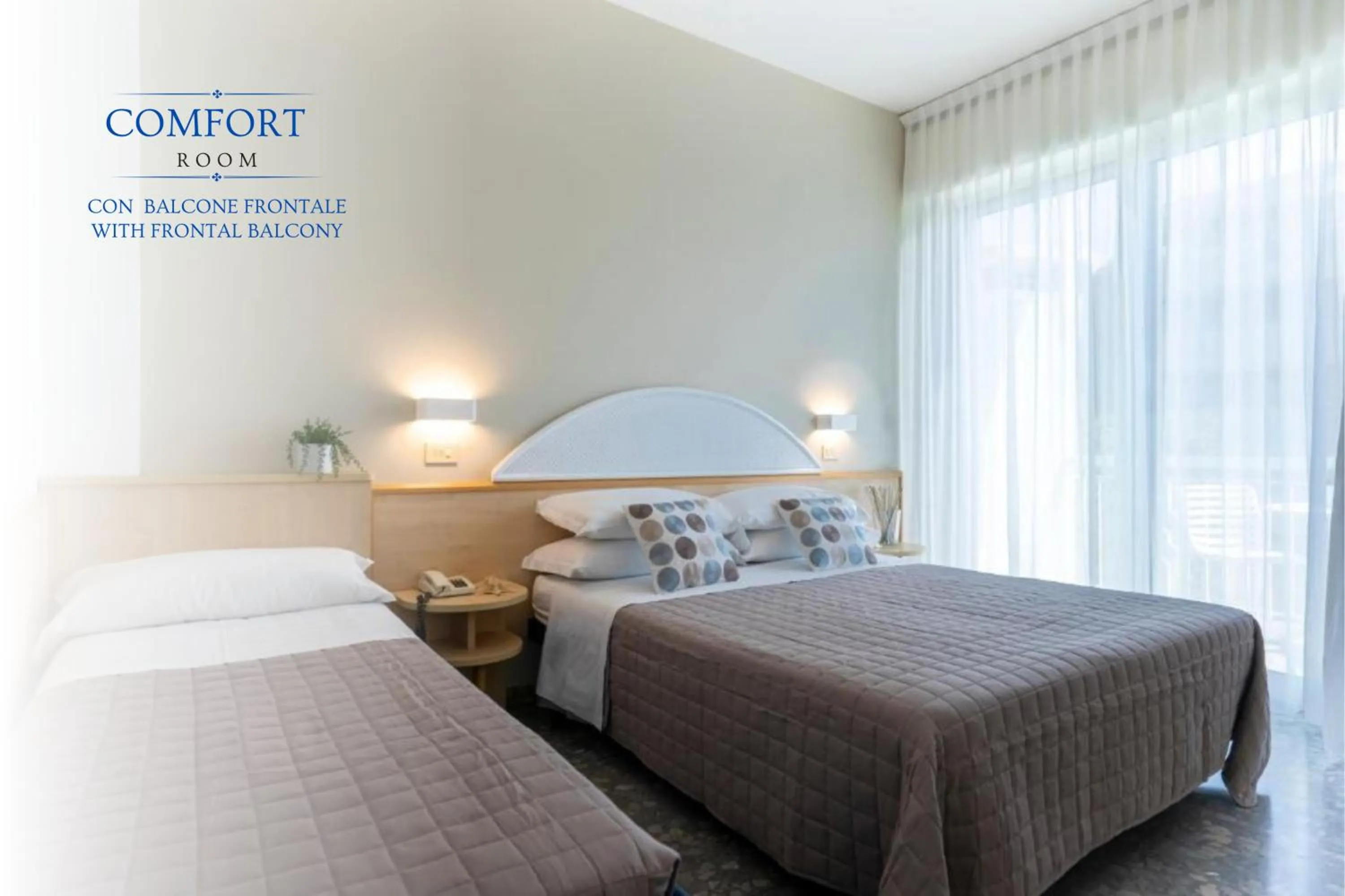 Bed in Hotel Constellation