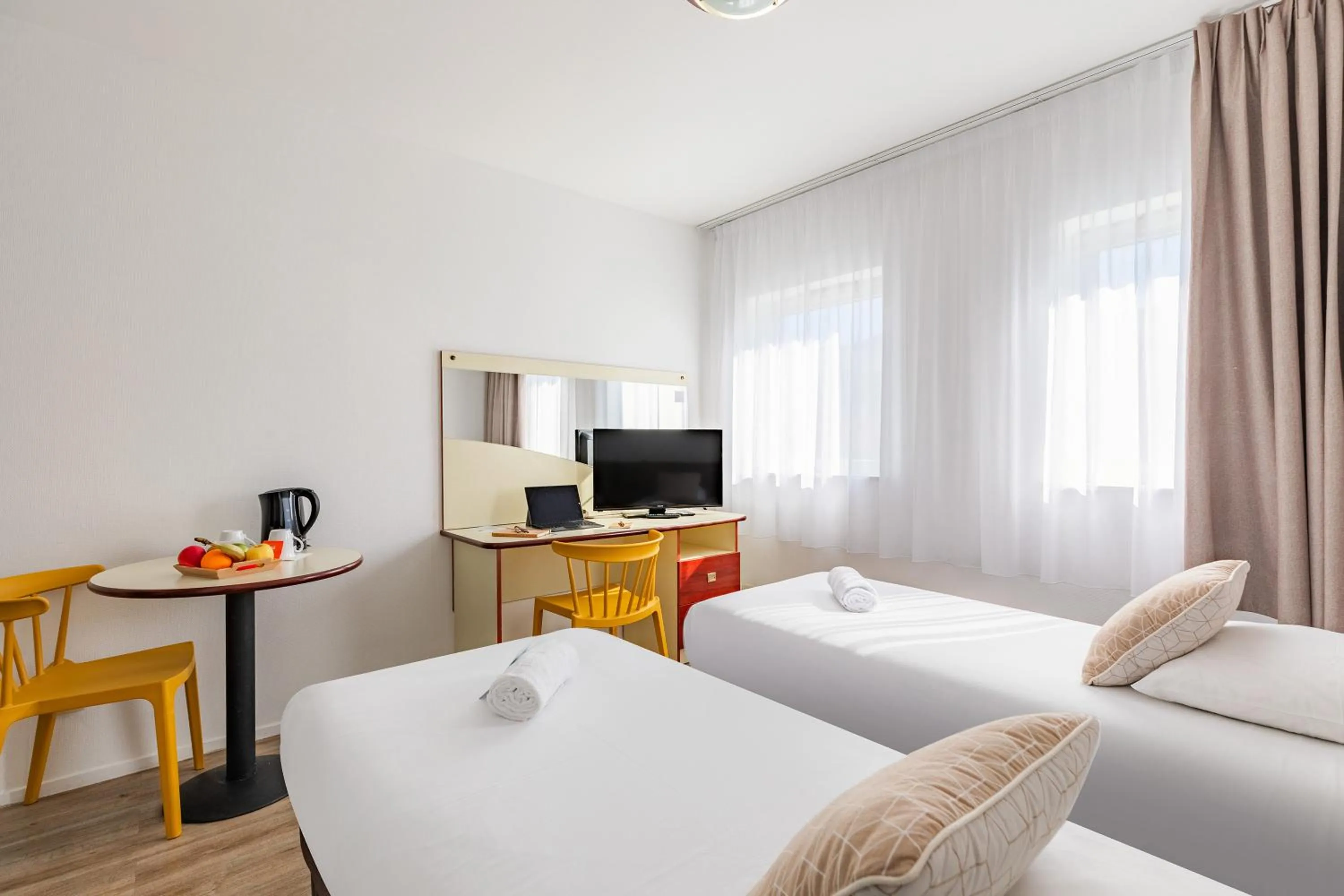 Bed in Appart'City Classic Blois