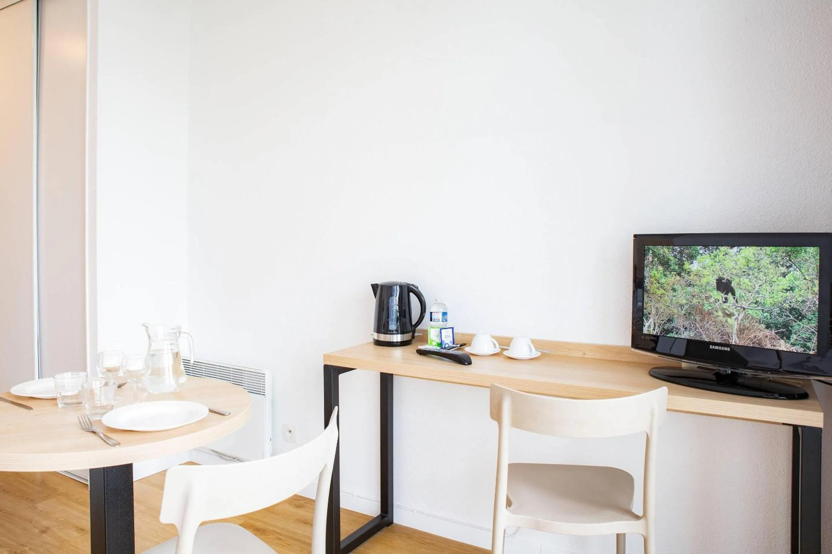 Bedroom in Comfort Aparthotel Le Mans